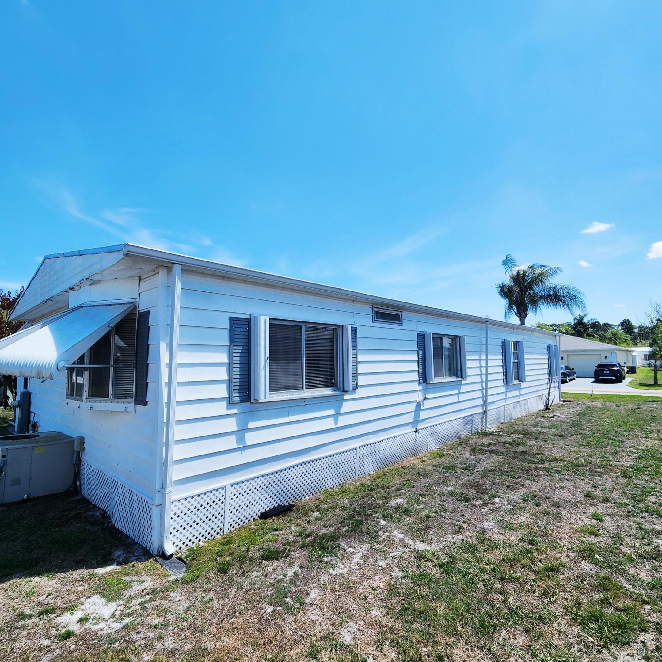 Spanish Lakes Riverfront - Residential