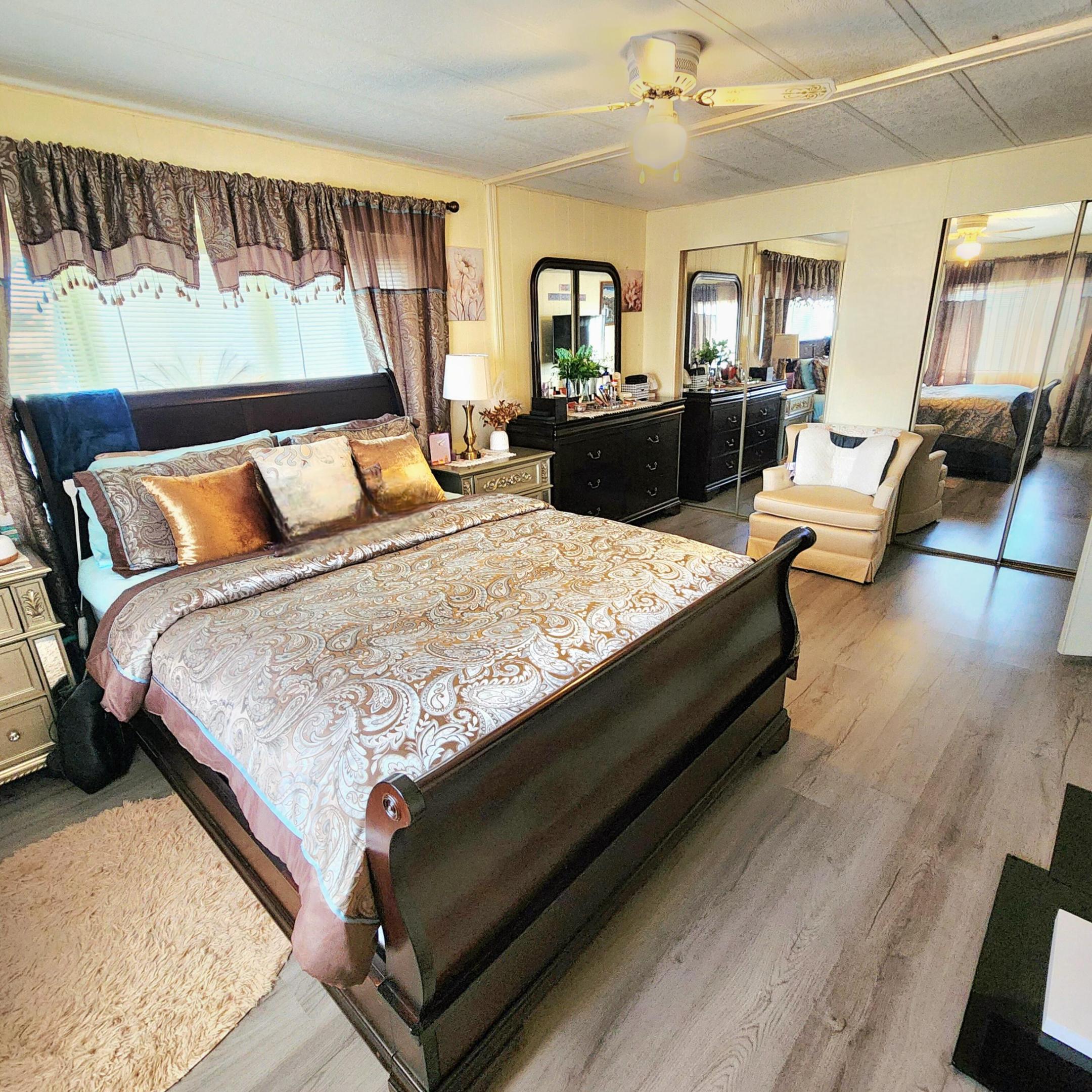 Spanish Lakes Riverfront - Residential