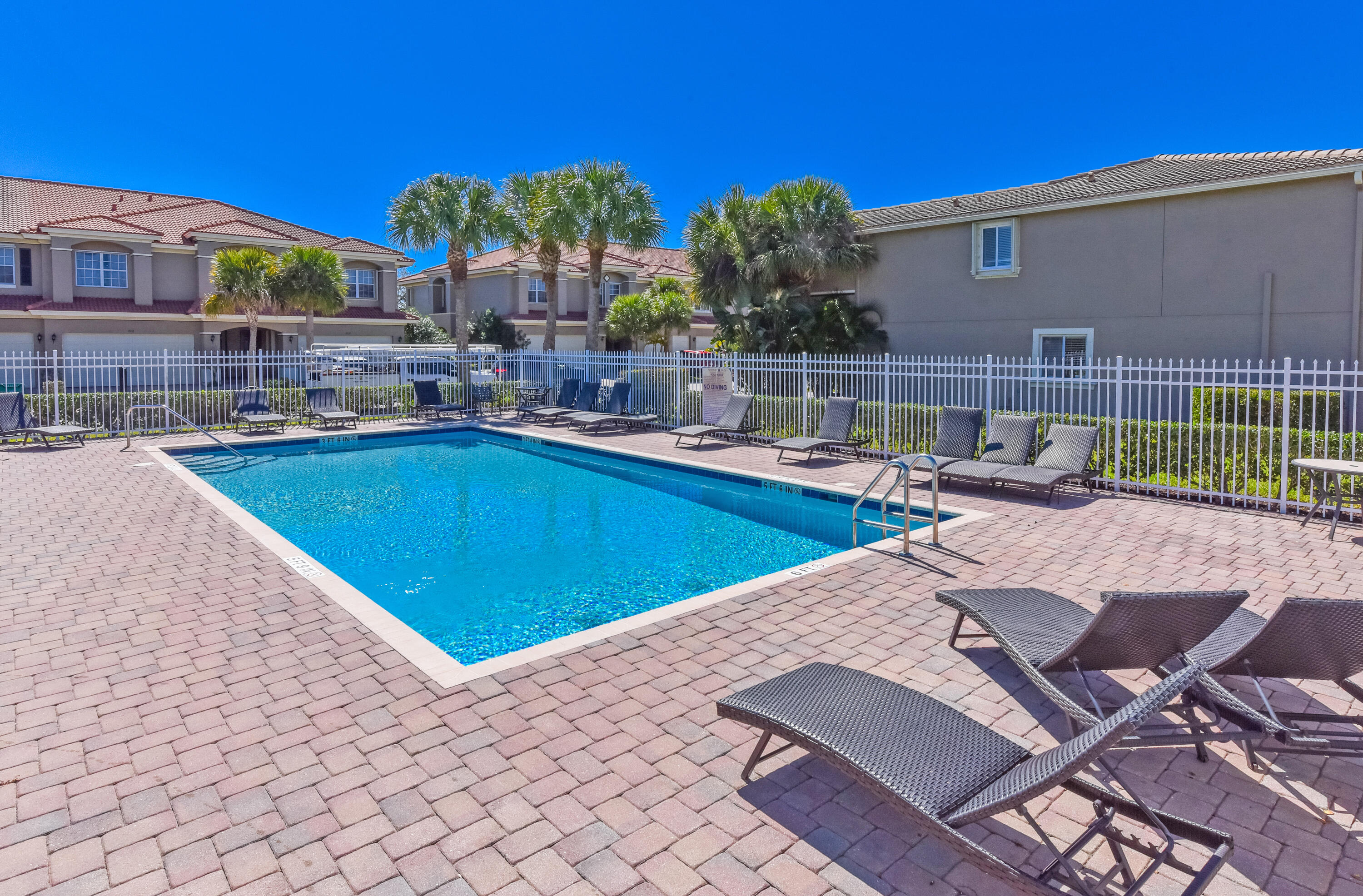 FOURTH  REPLAT OF PORTOFINO ISLES - Residential