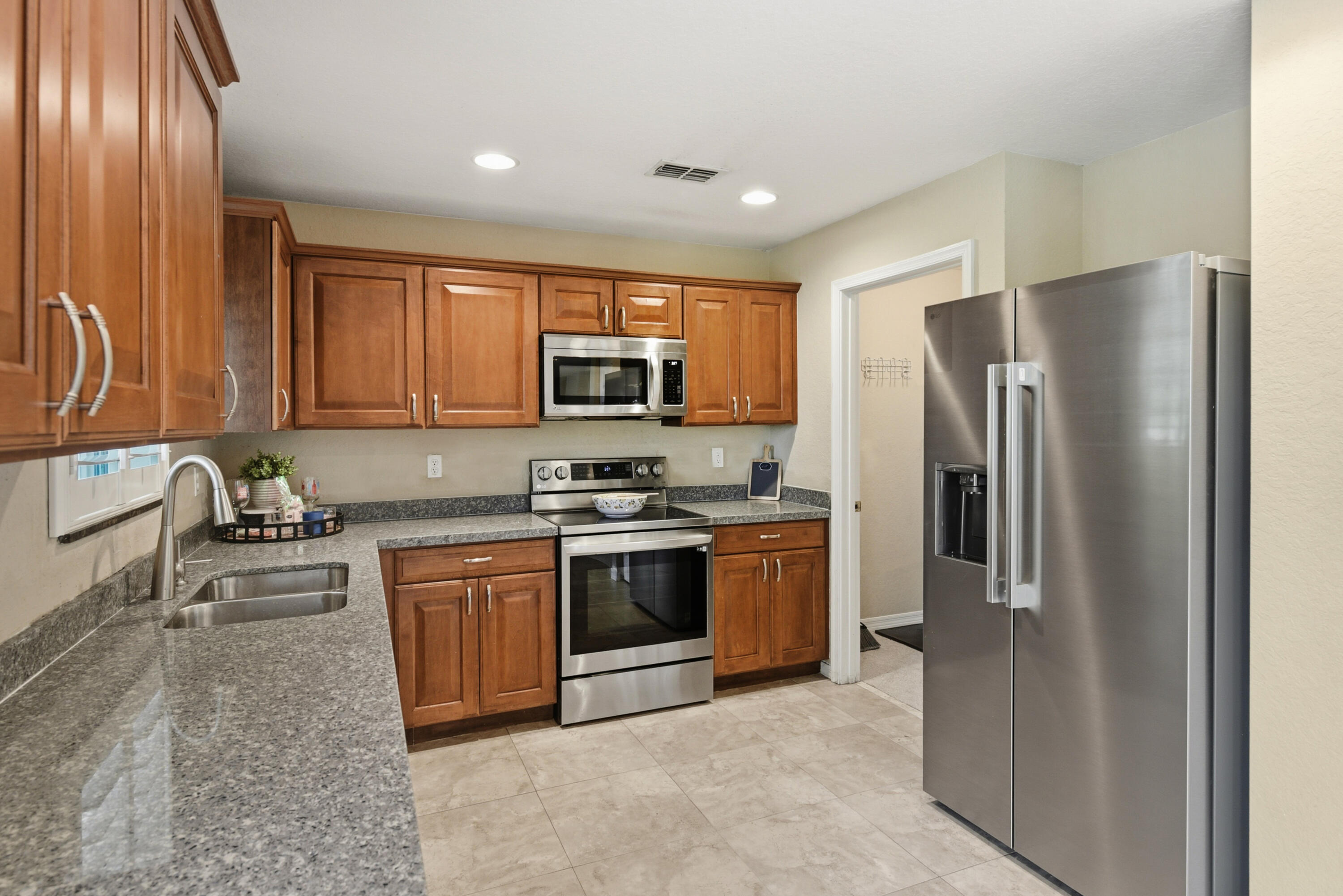FOURTH  REPLAT OF PORTOFINO ISLES - Residential
