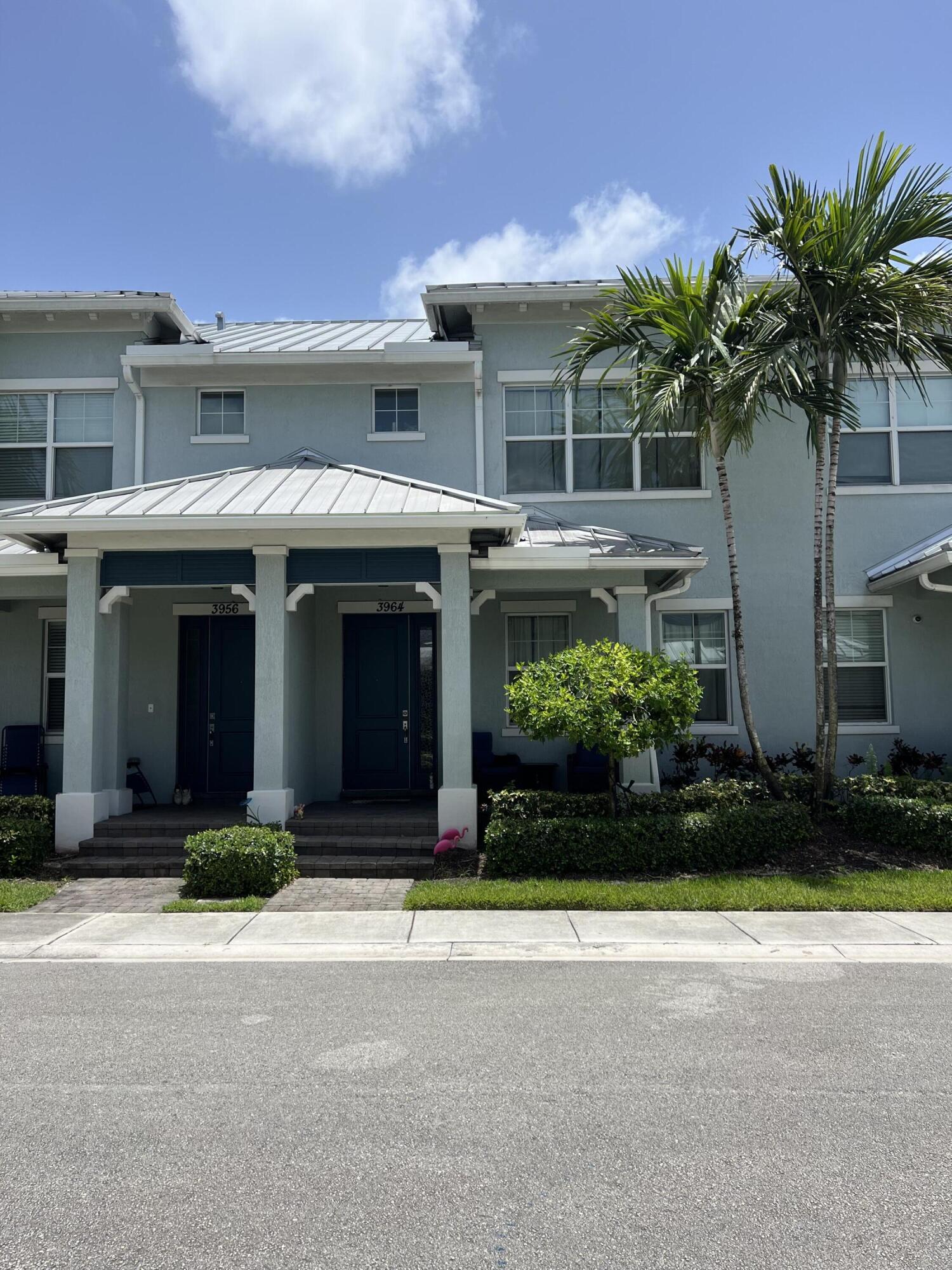 HILLCREST COUNTRY CLUB NORTH - Residential