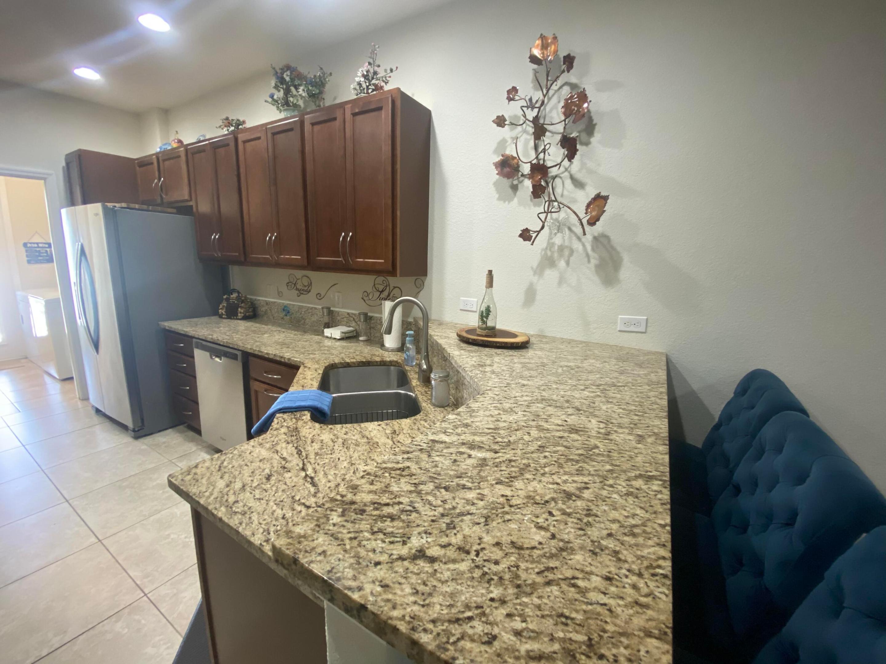 HILLCREST COUNTRY CLUB NORTH - Residential