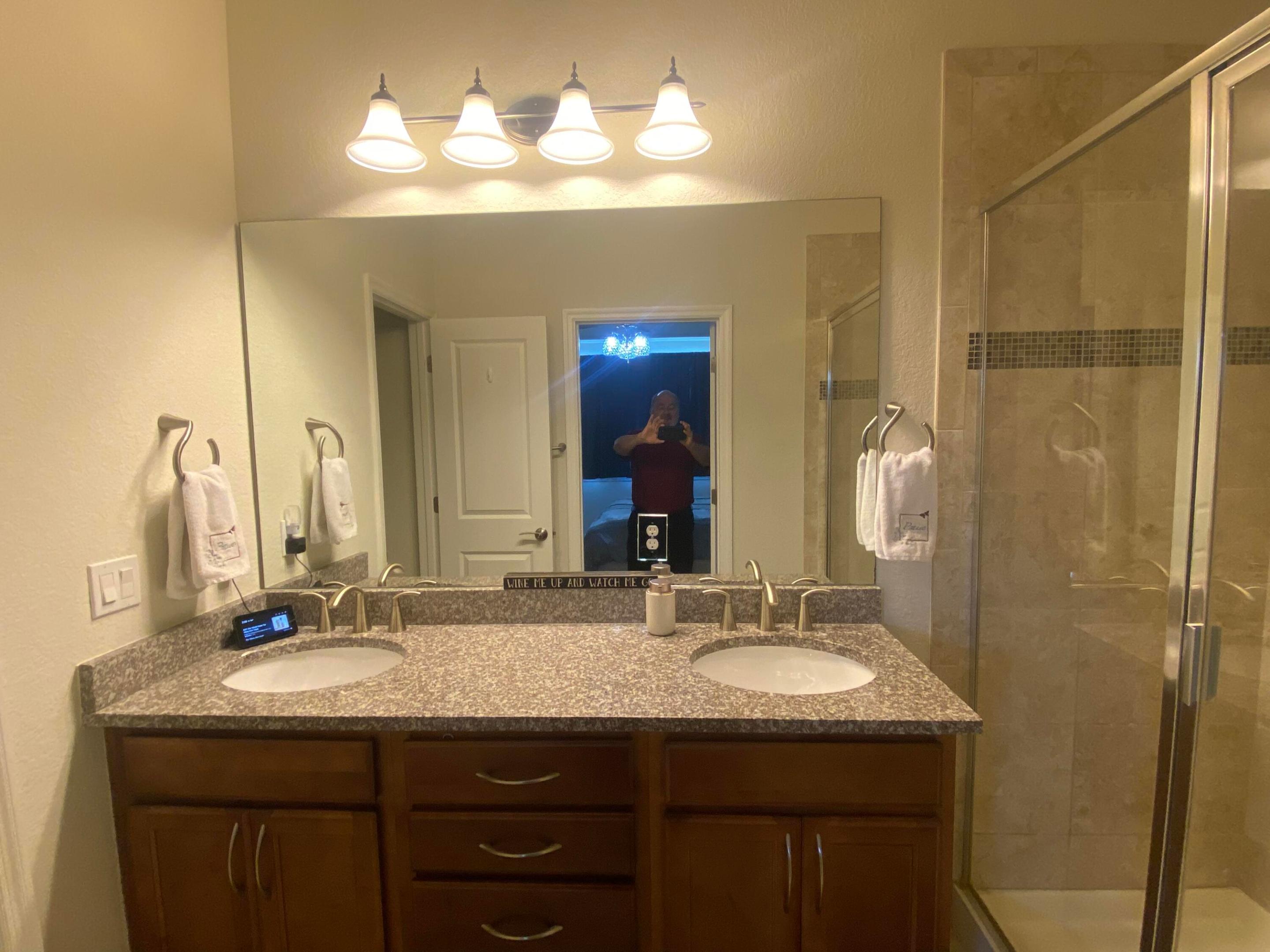HILLCREST COUNTRY CLUB NORTH - Residential