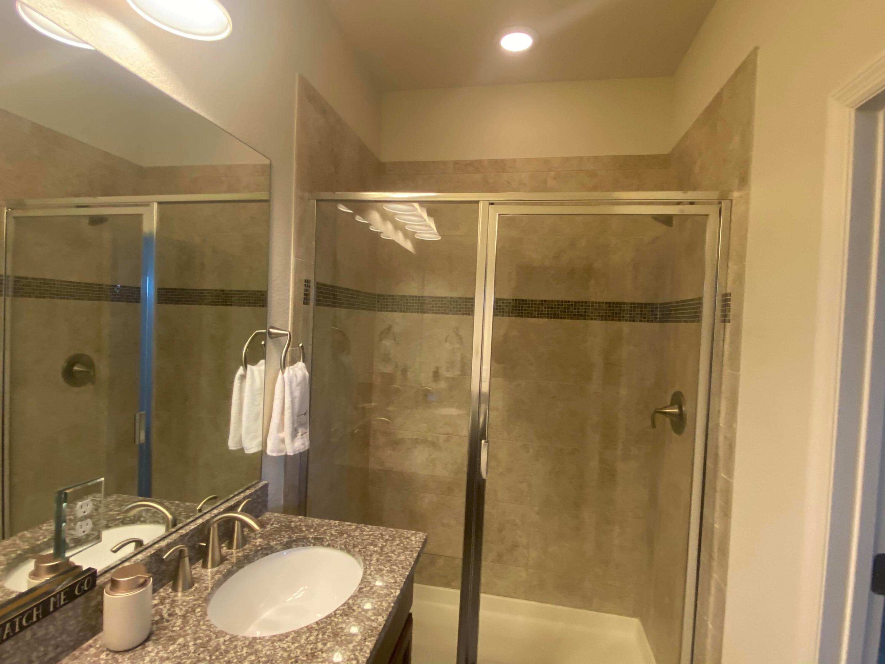 HILLCREST COUNTRY CLUB NORTH - Residential