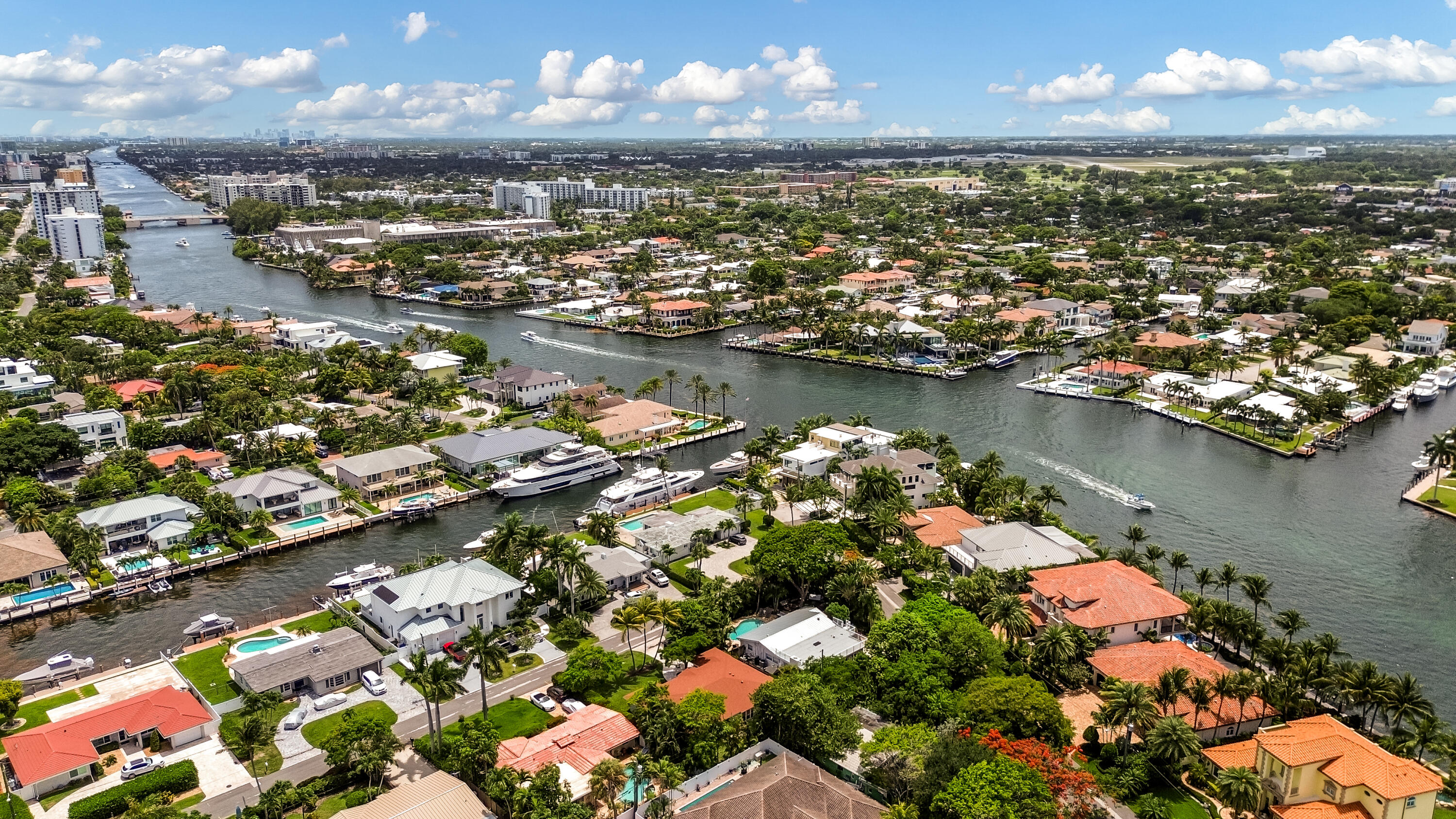 HILLSBORO SHORES SEC - Residential