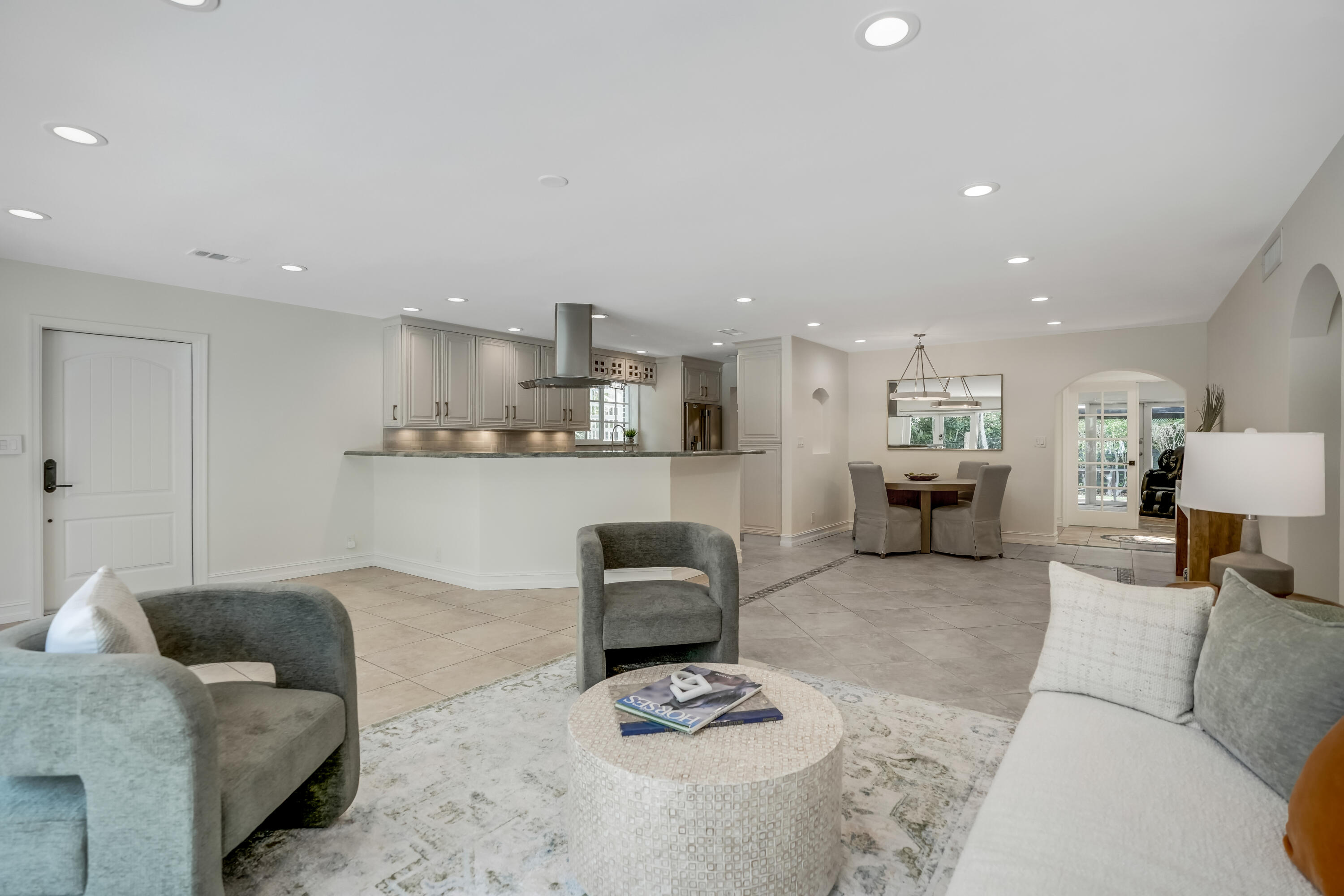HILLSBORO SHORES SEC - Residential
