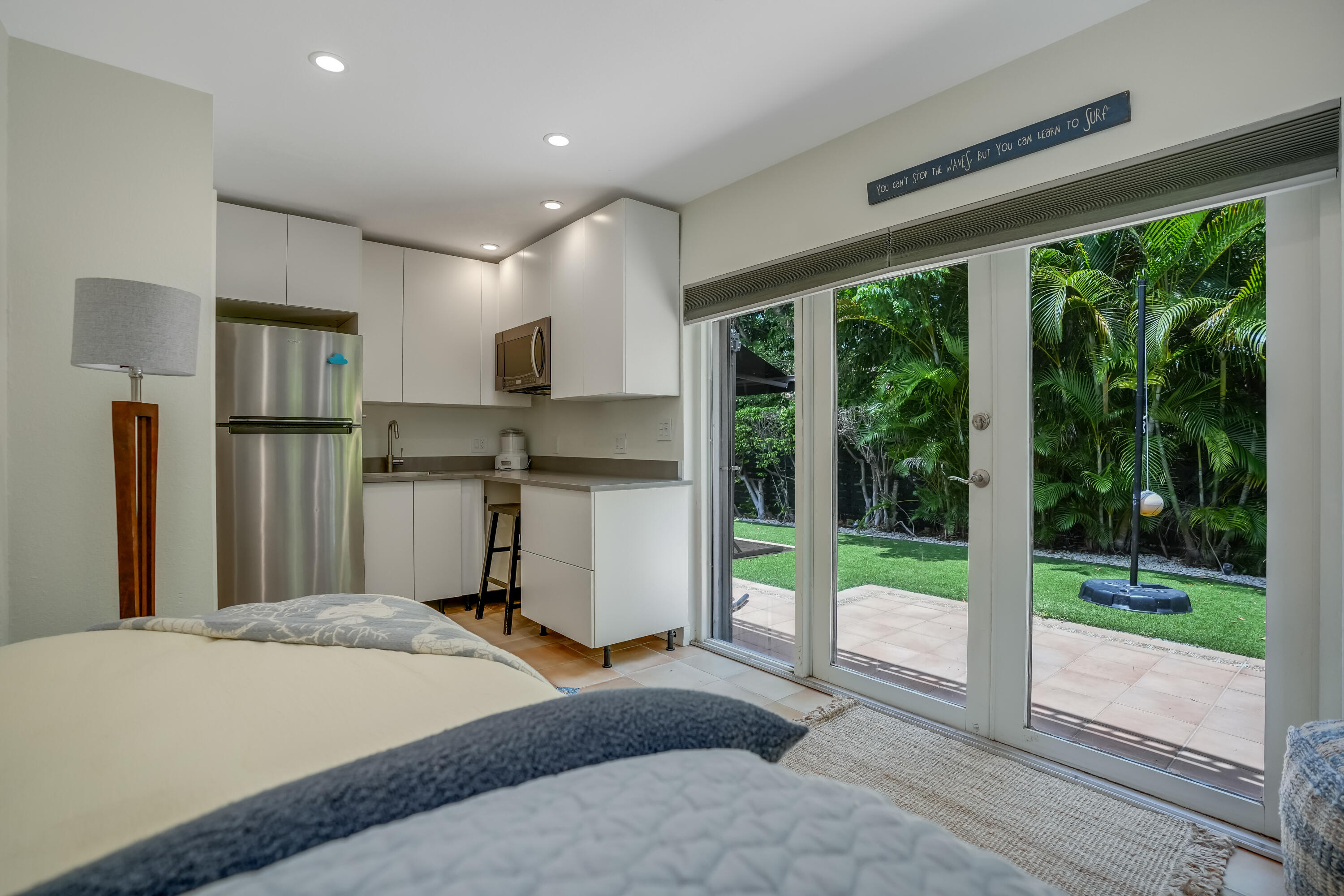 HILLSBORO SHORES SEC - Residential