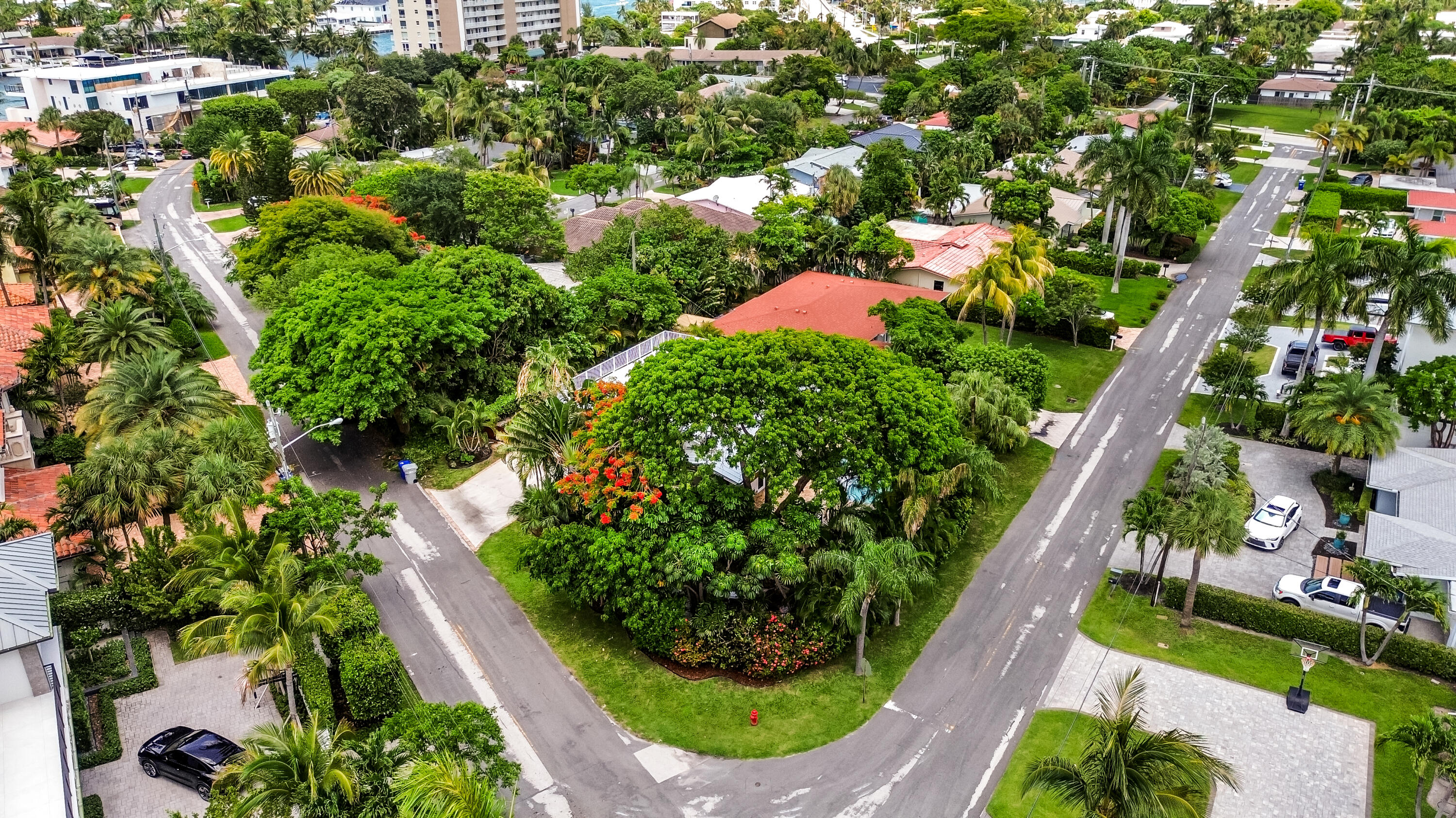 HILLSBORO SHORES SEC - Residential