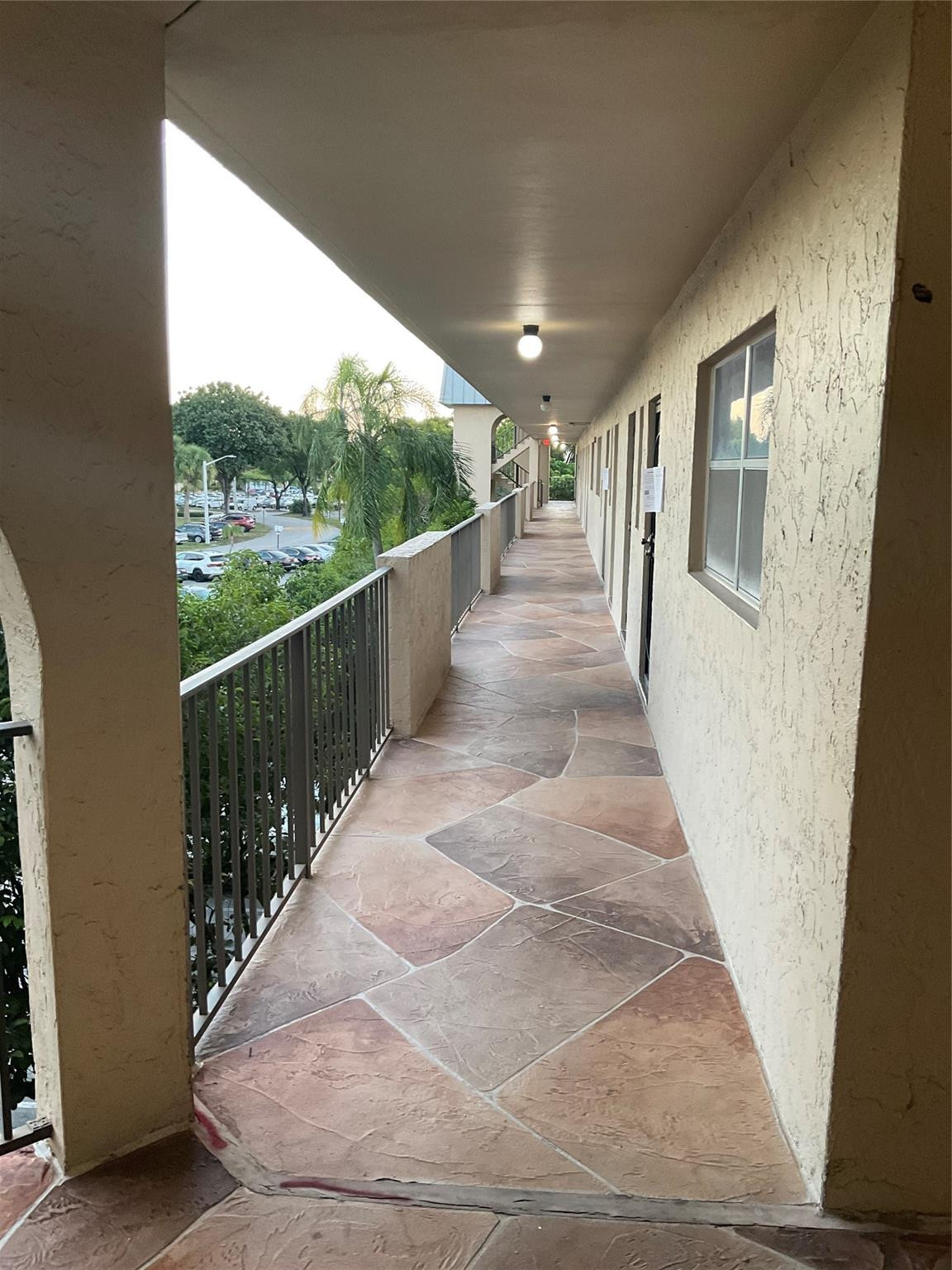 INVERRARY COUNTRY CLUB - Residential