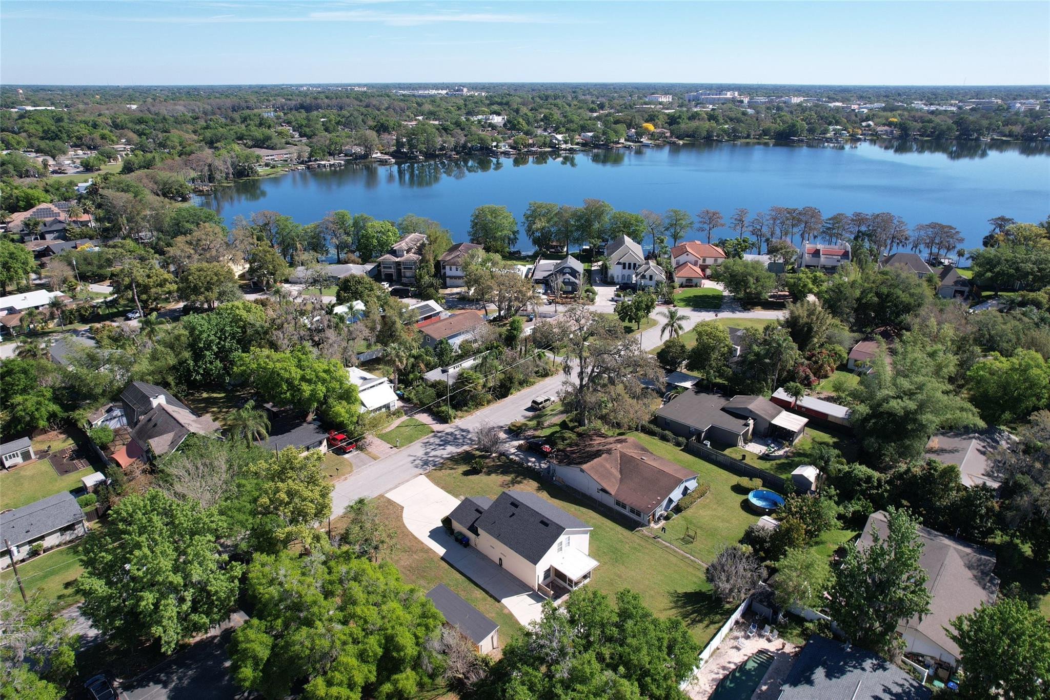 KILLARNEY CIRCLE - Residential