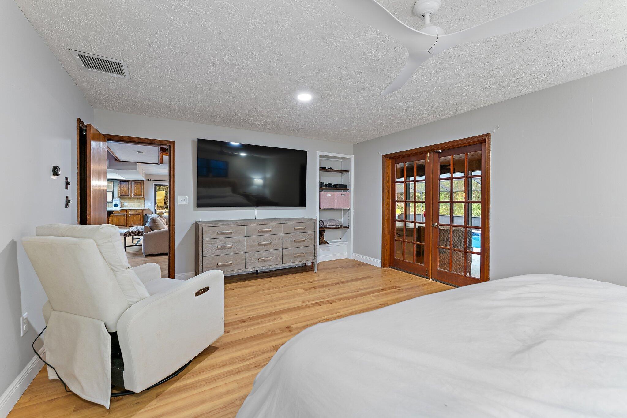 METES AND BOUNDS - Residential