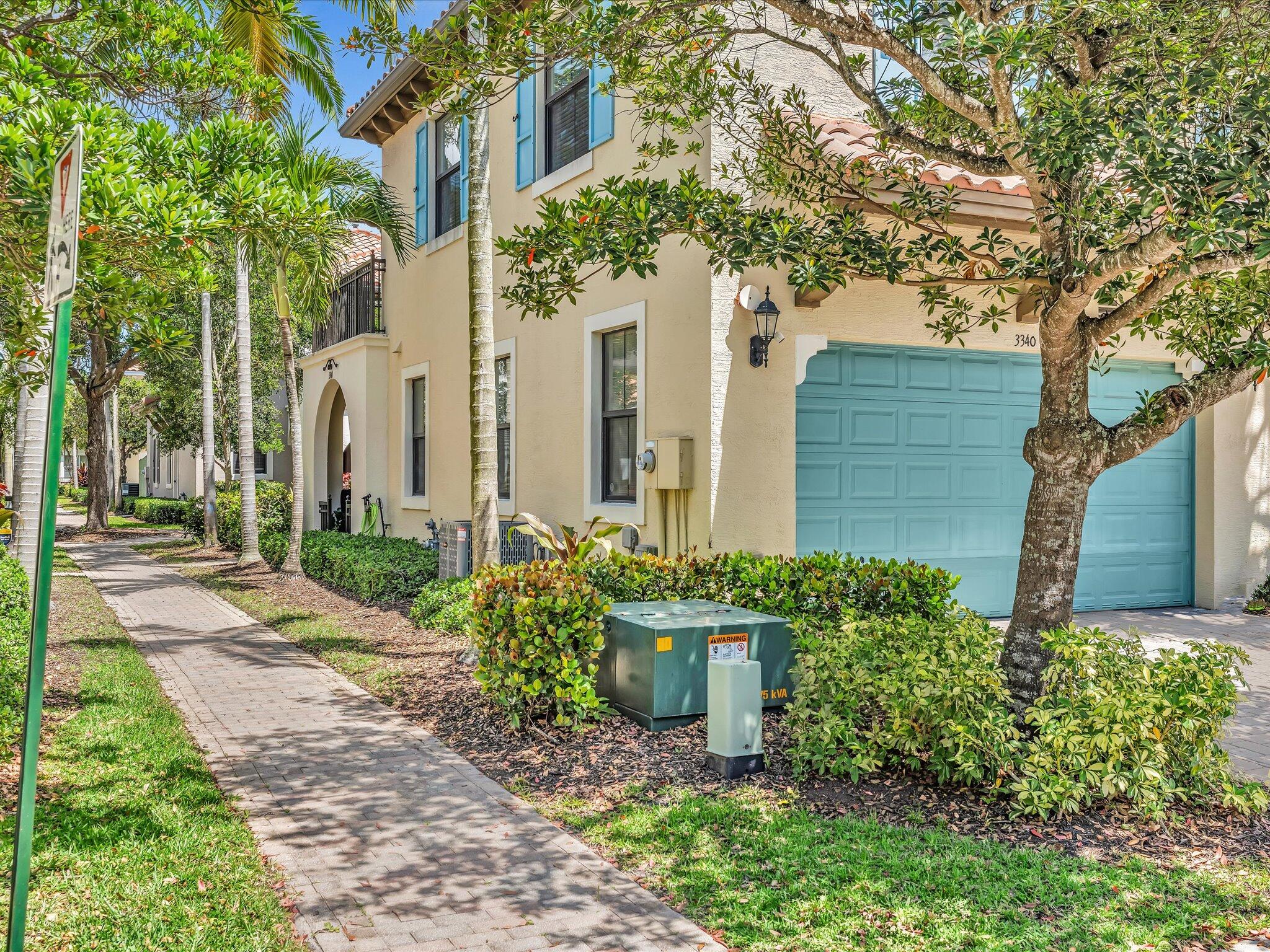 ARTESIA / SAWGRASS LAKES - Residential