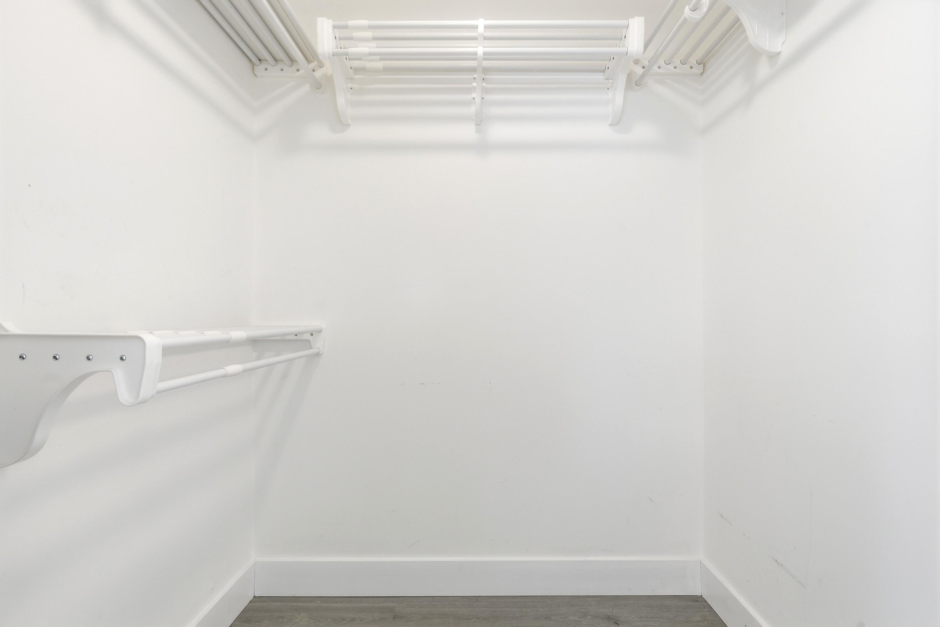 LINWOOD GARDENS - Residential