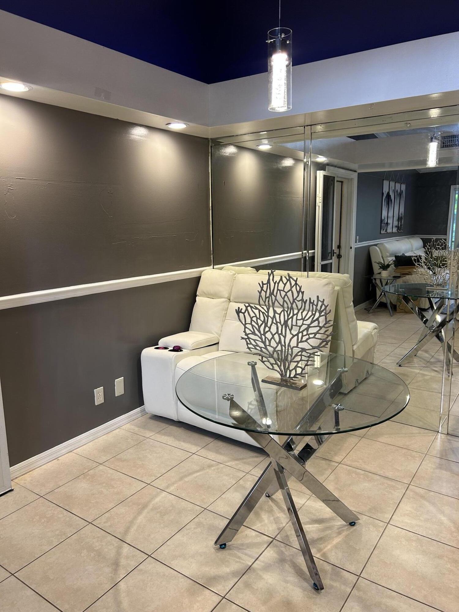 PALM CLUB VILLAGE I CONDO - Residential