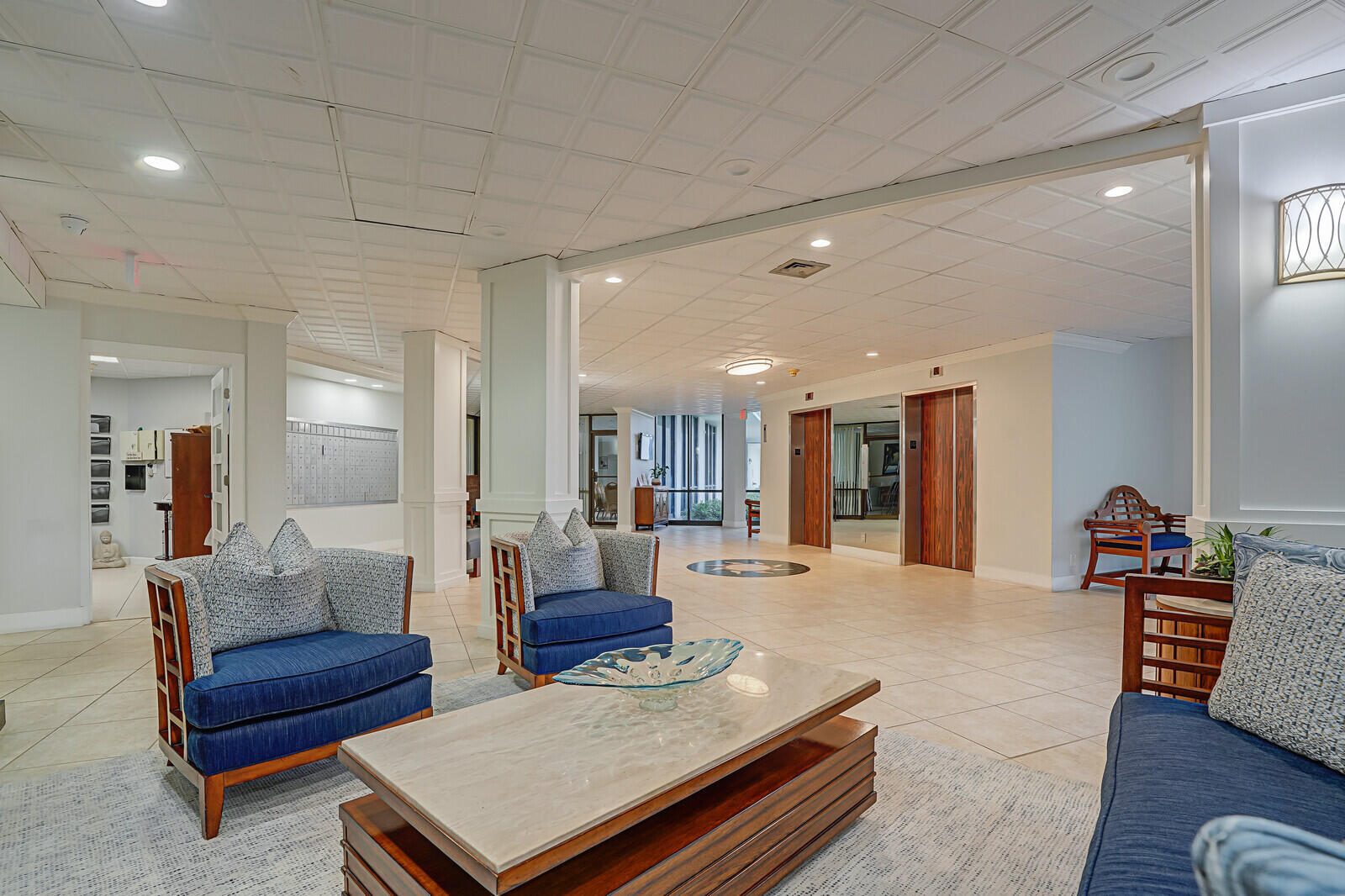 GEMINI CONDO - Residential Lease