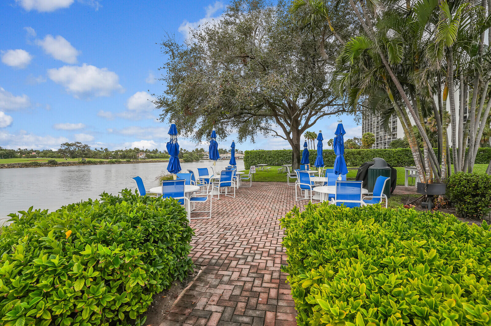 GEMINI CONDO - Residential Lease