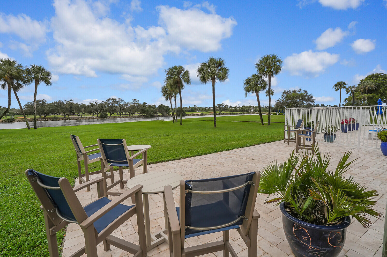 GEMINI CONDO - Residential Lease