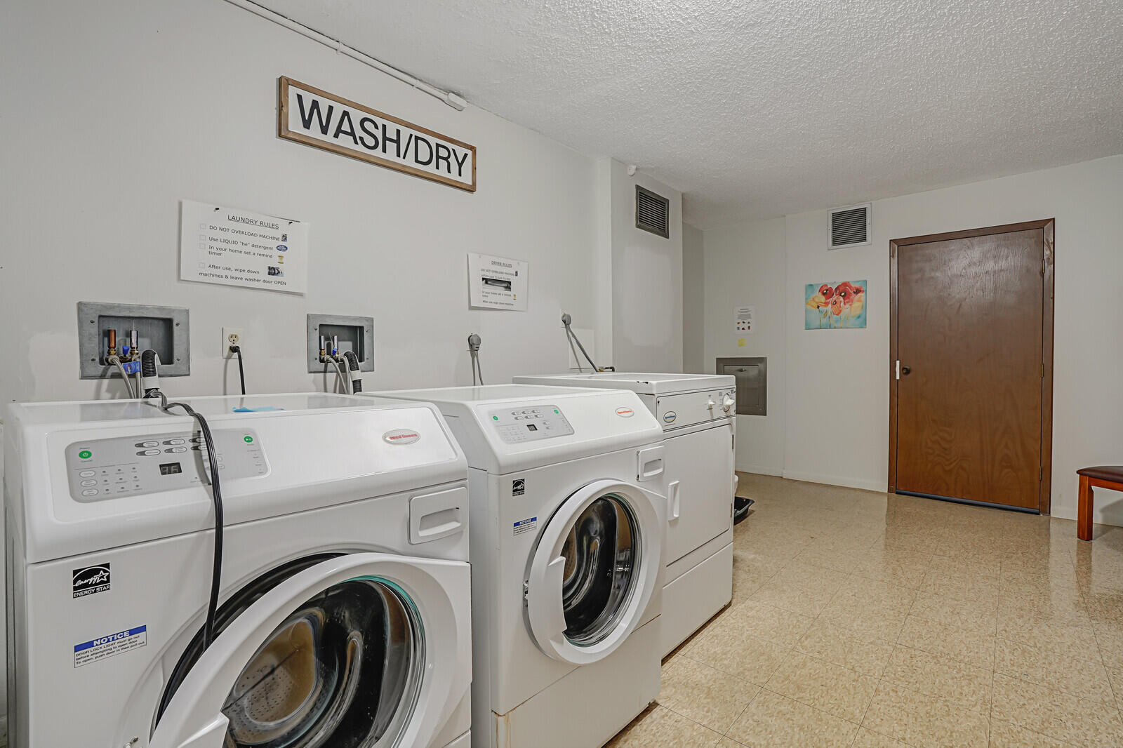 GEMINI CONDO - Residential Lease