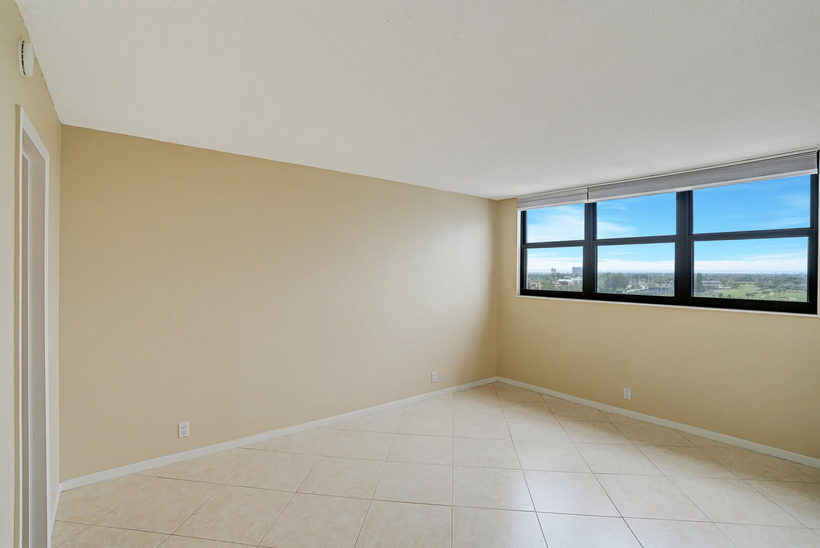 GEMINI CONDO - Residential Lease