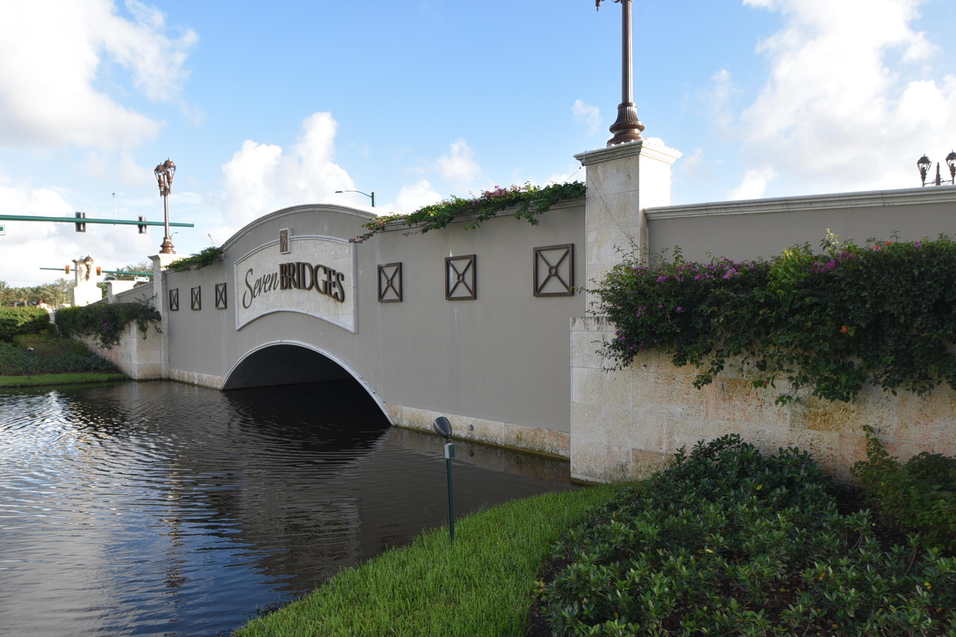 SEVEN BRIDGES - Residential