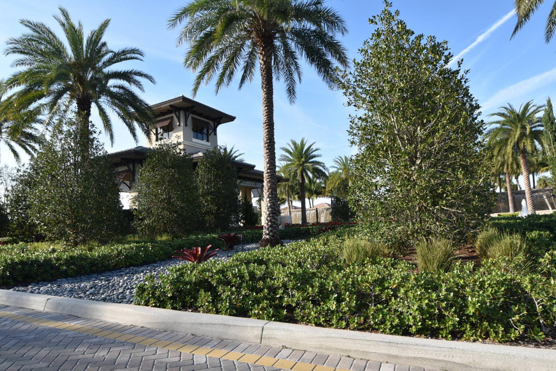 SEVEN BRIDGES - Residential