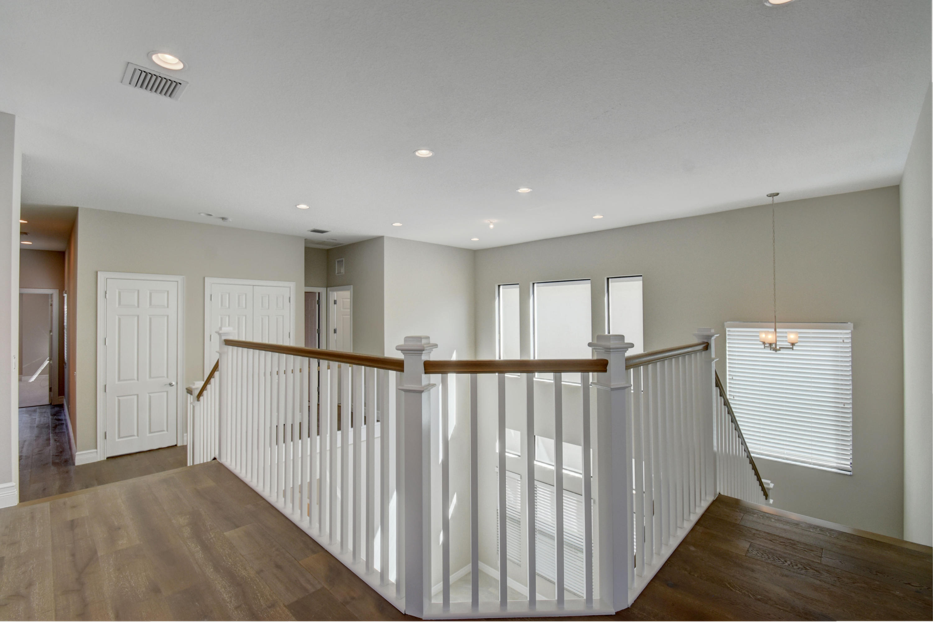 SEVEN BRIDGES - Residential