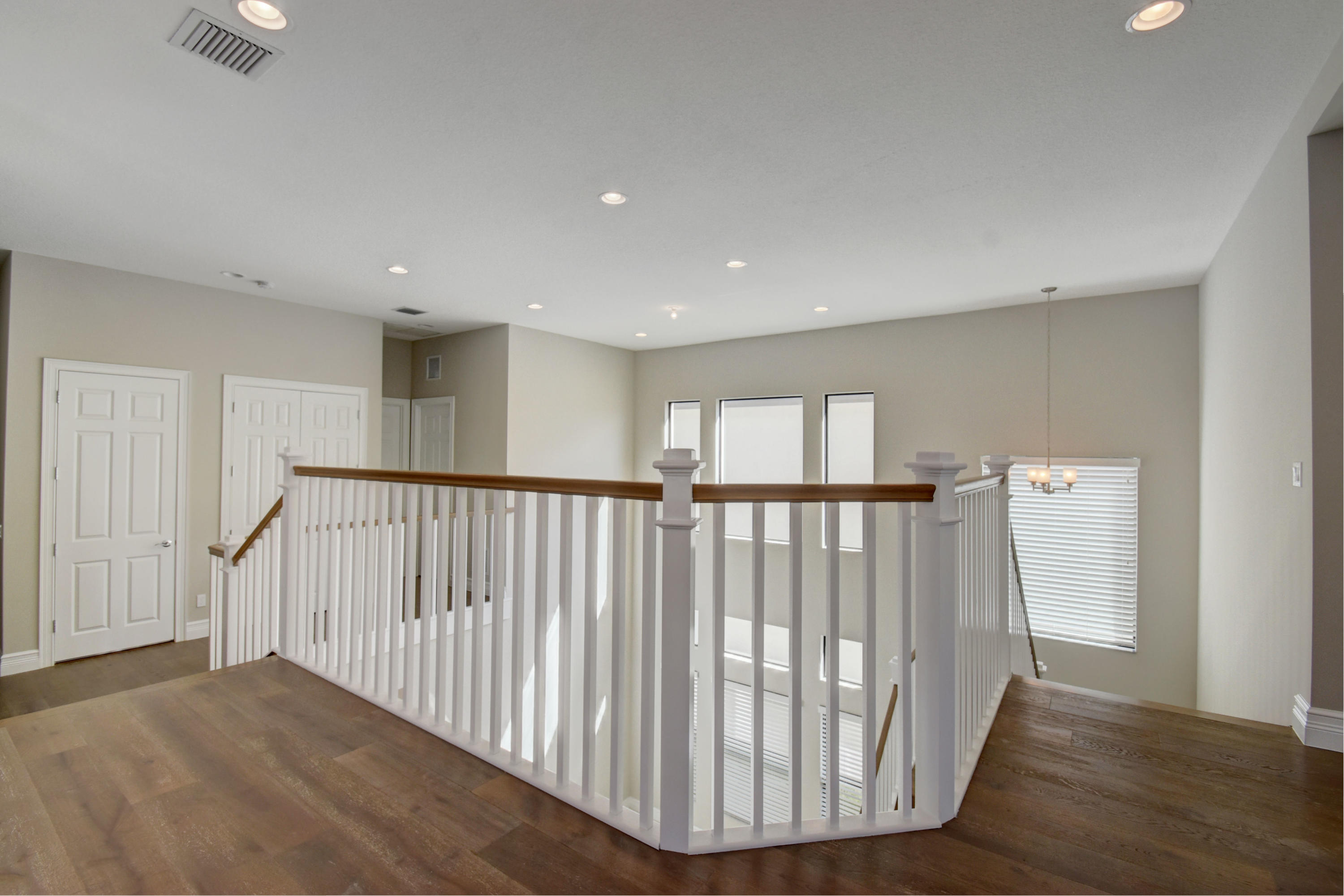 SEVEN BRIDGES - Residential