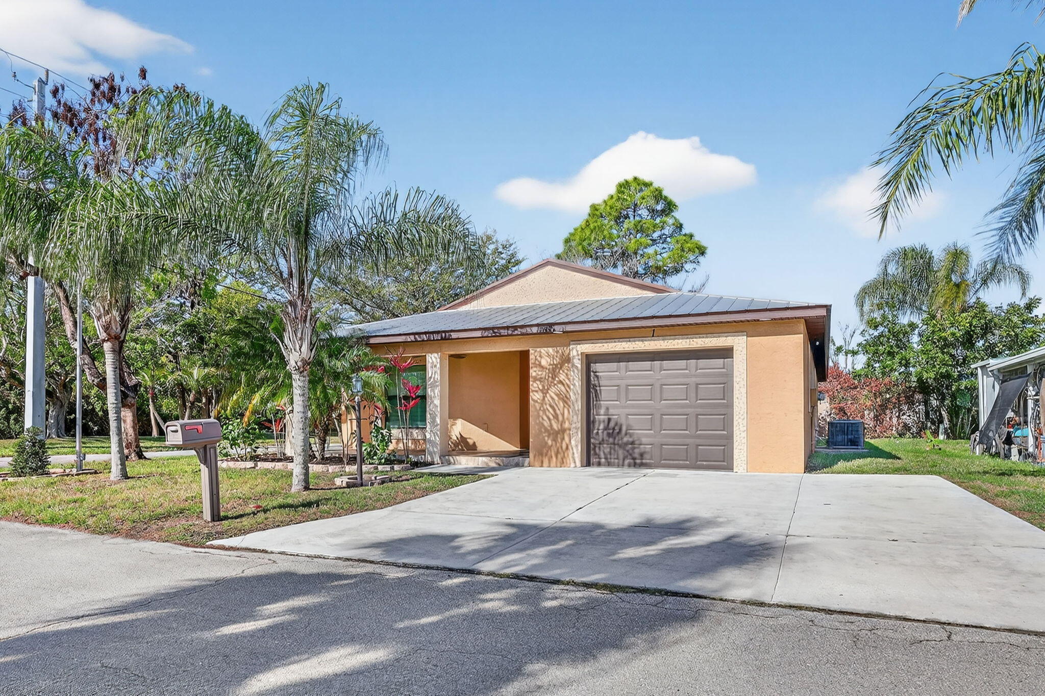 Spanish Lakes One - Residential