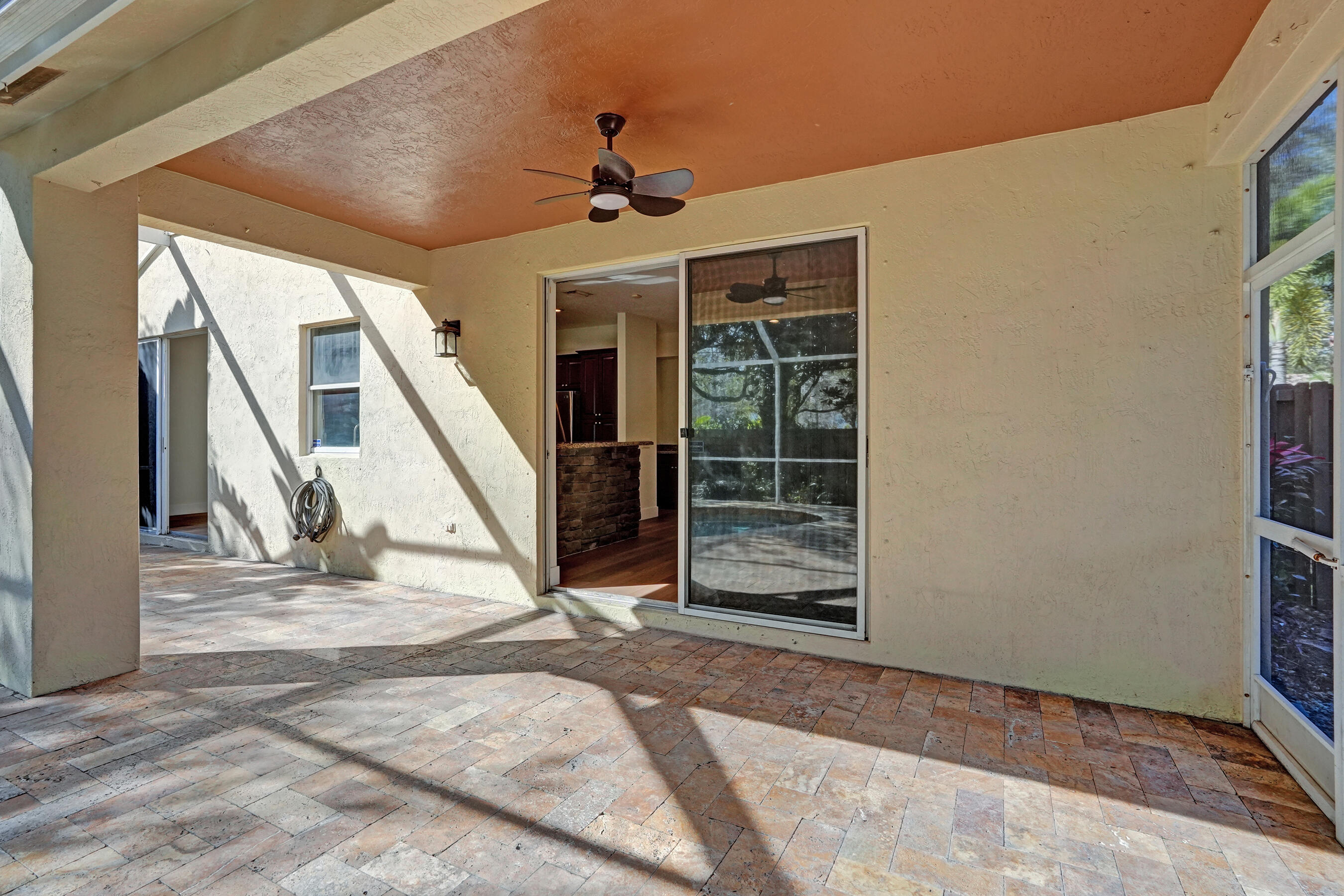 BREEDING PROPERTY - Residential Lease