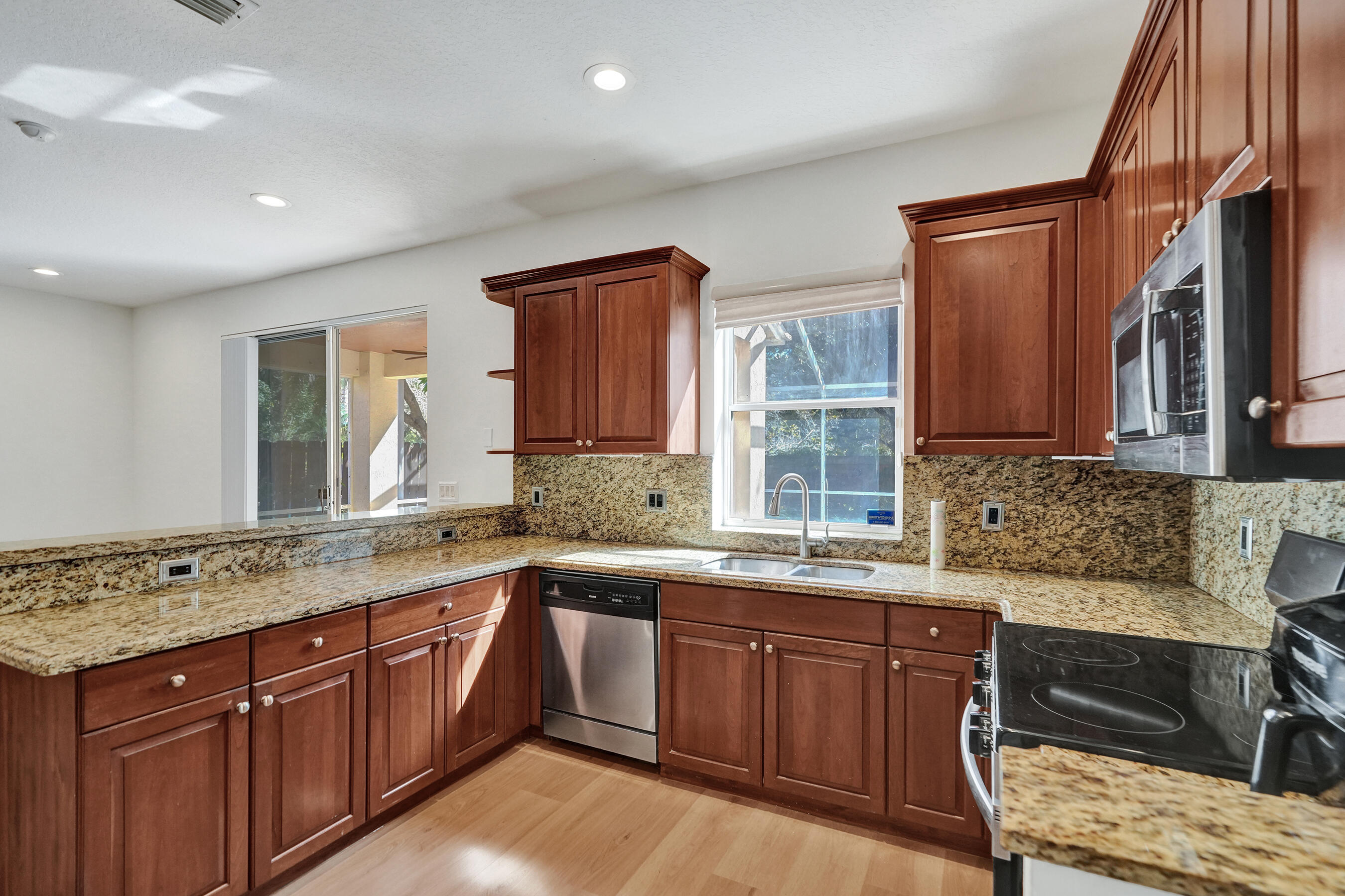 BREEDING PROPERTY - Residential Lease