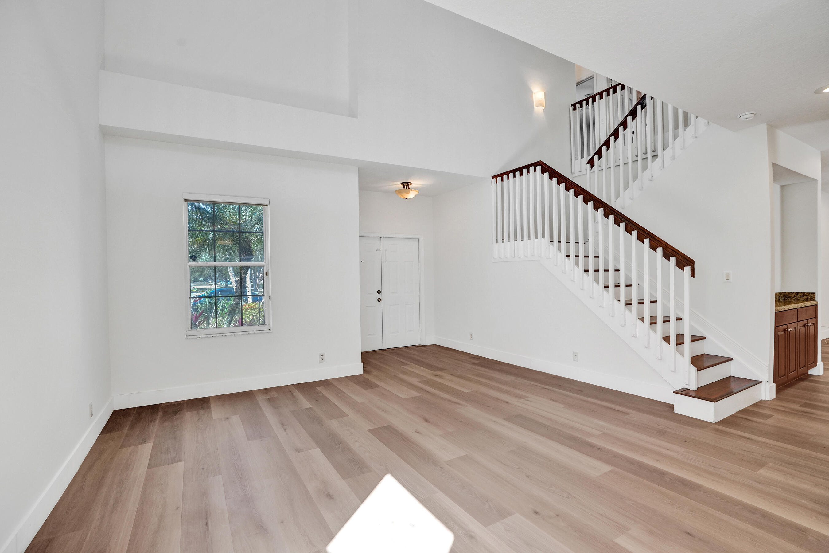 BREEDING PROPERTY - Residential Lease