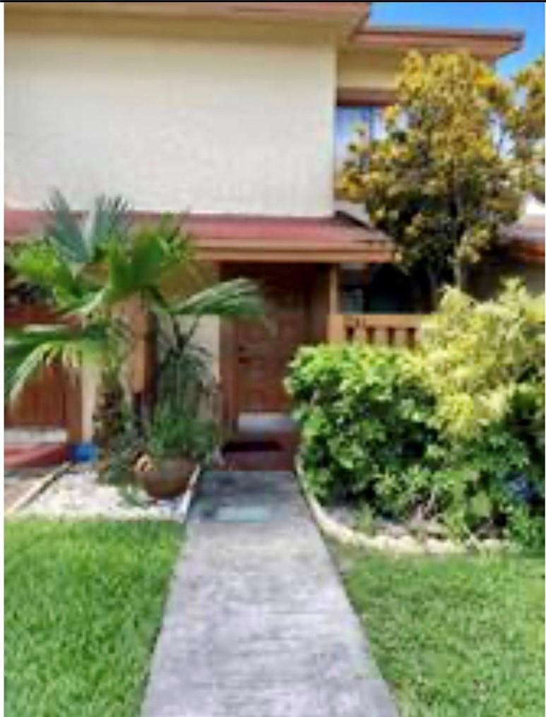 Beautifully modernized 2 / 1.5 Townhome , Centrally located , North of Oakland Park Blvd on University Dr .