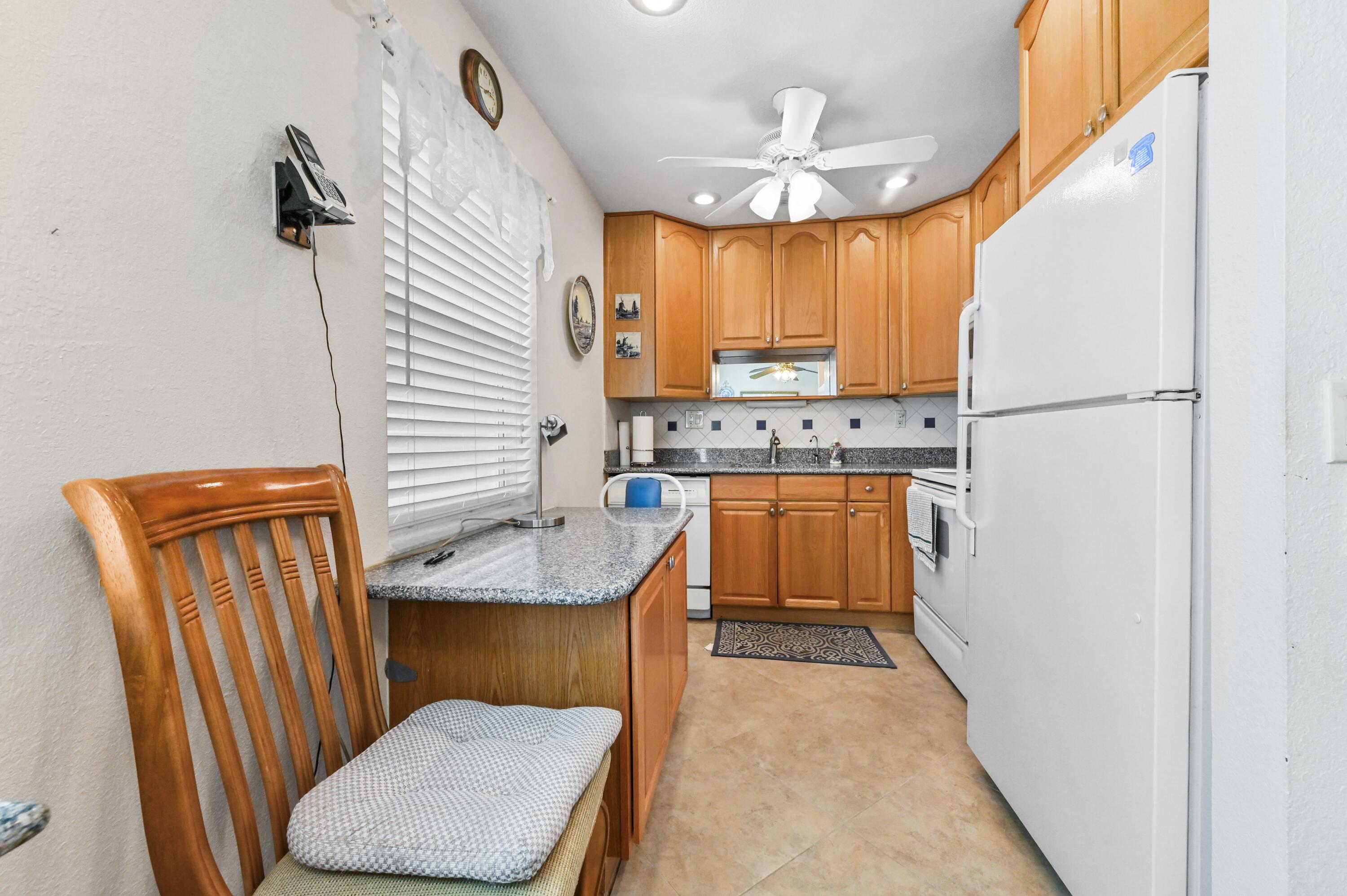 KINGS POINT - Residential