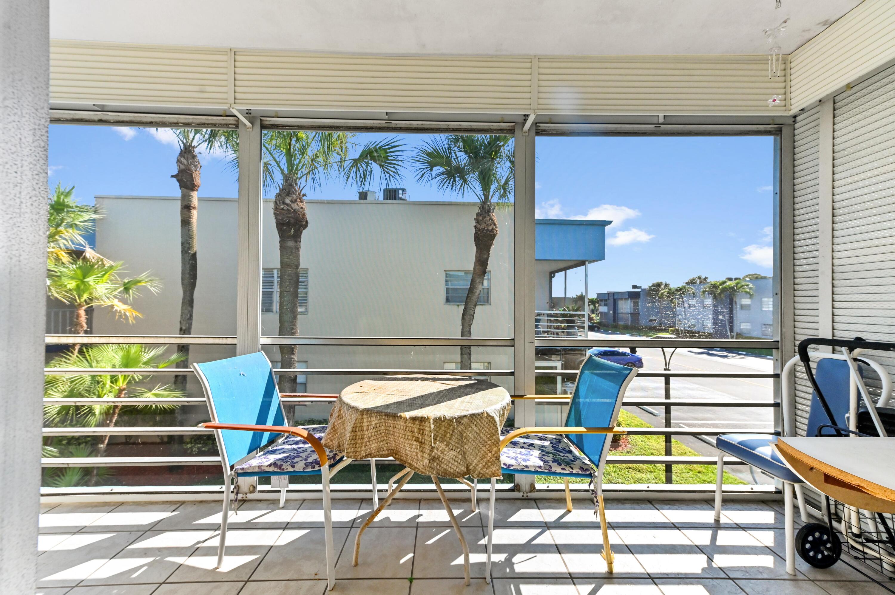 KINGS POINT - Residential