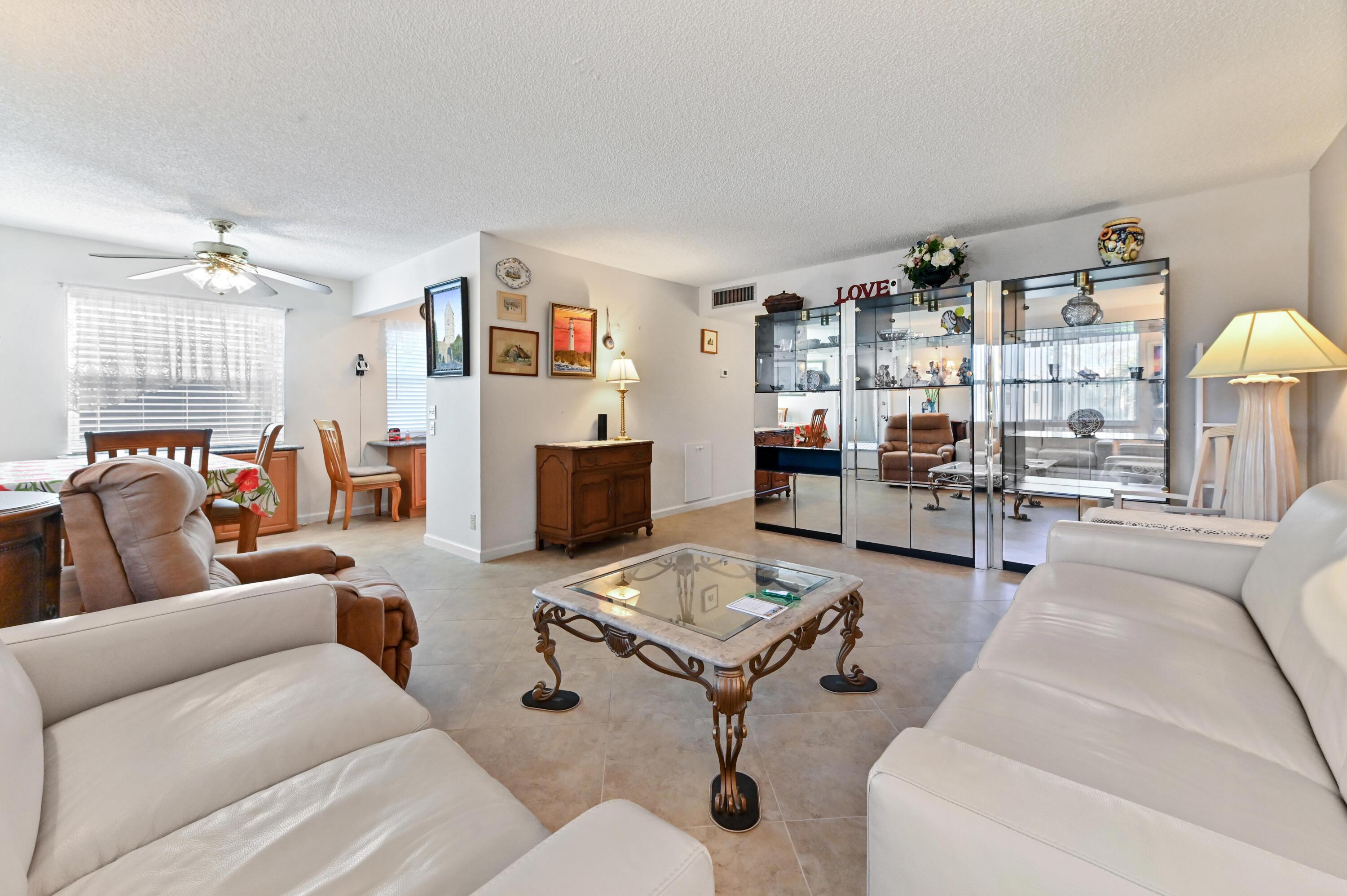 KINGS POINT - Residential