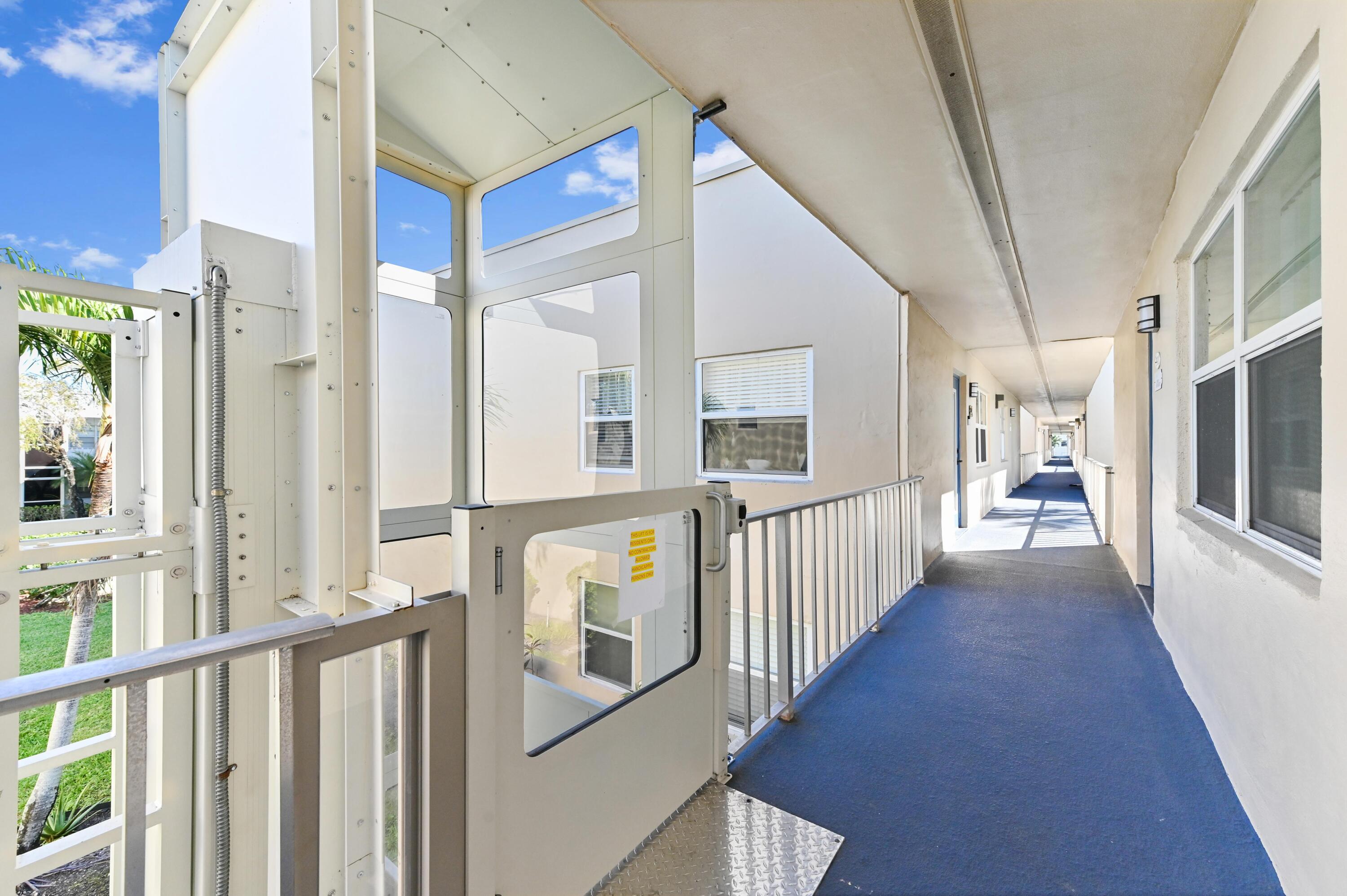 KINGS POINT - Residential