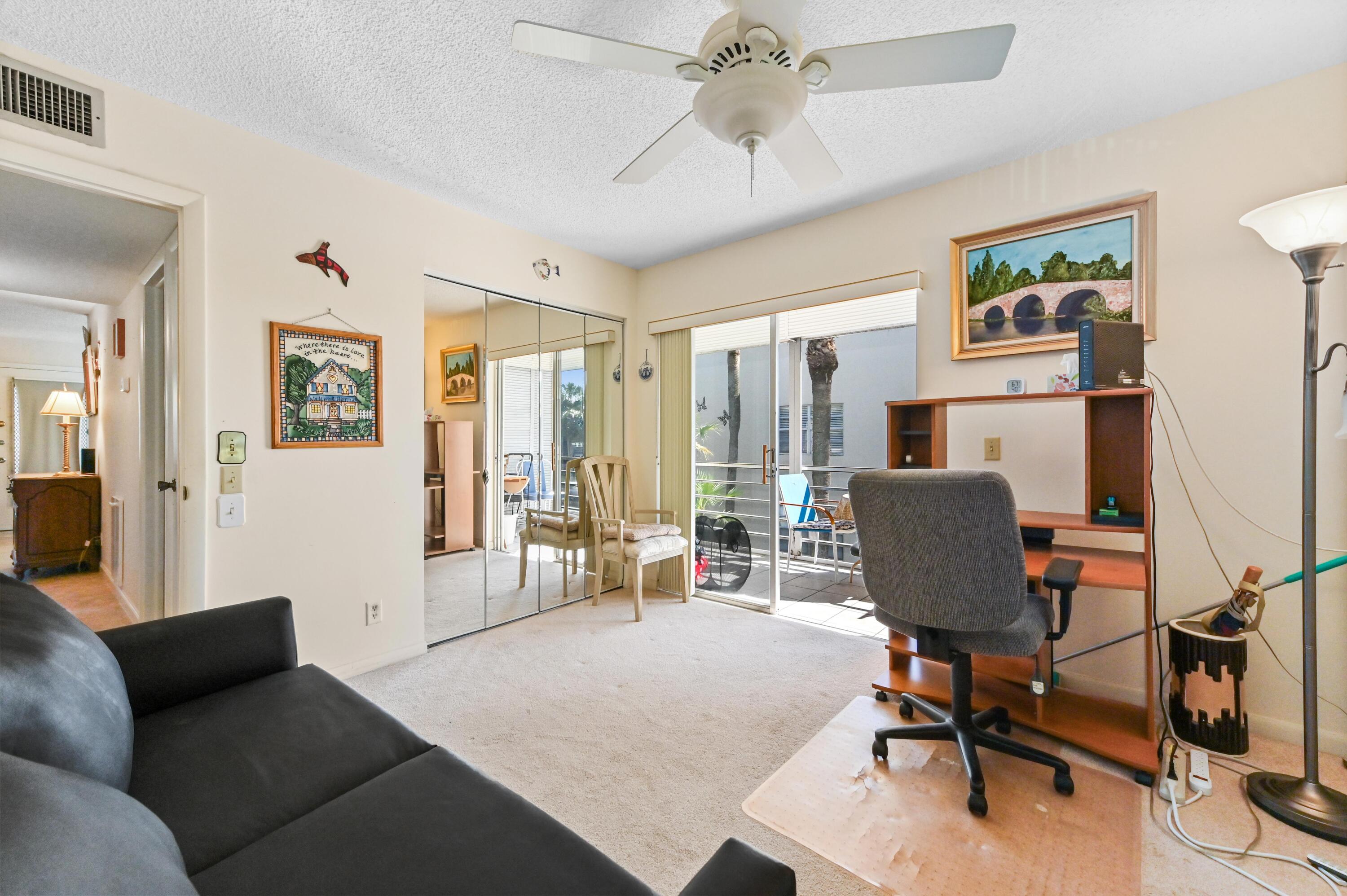 KINGS POINT - Residential