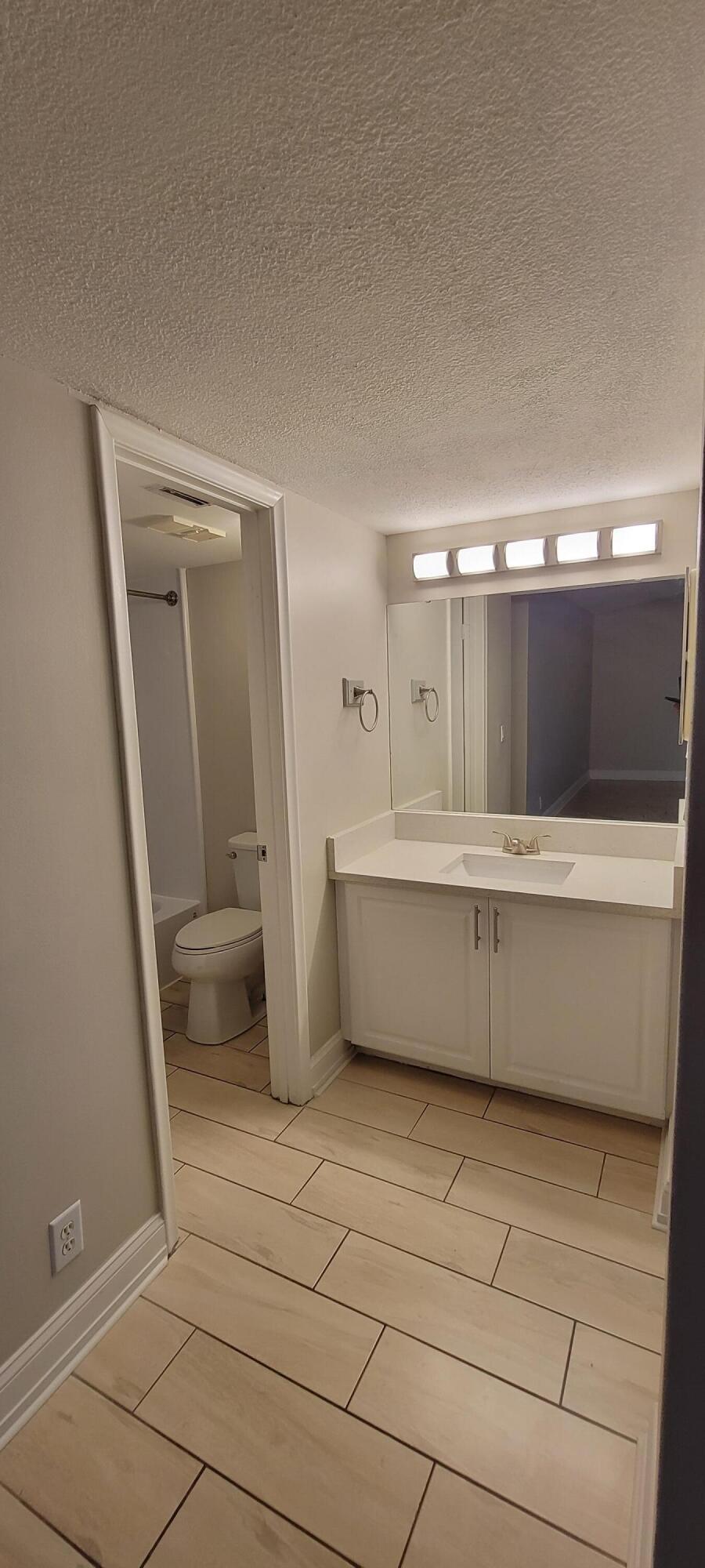 BAY REACH CONDO - Residential