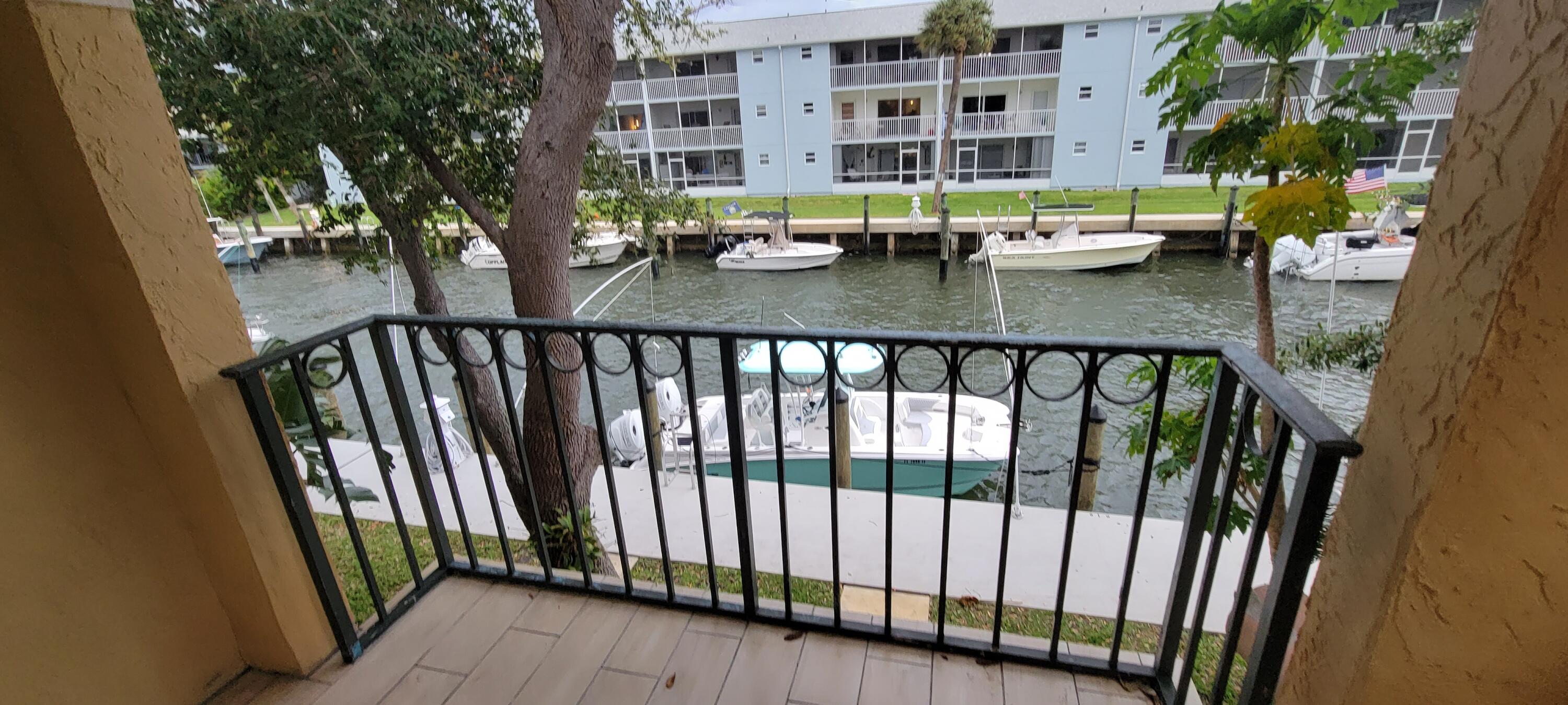 BAY REACH CONDO - Residential