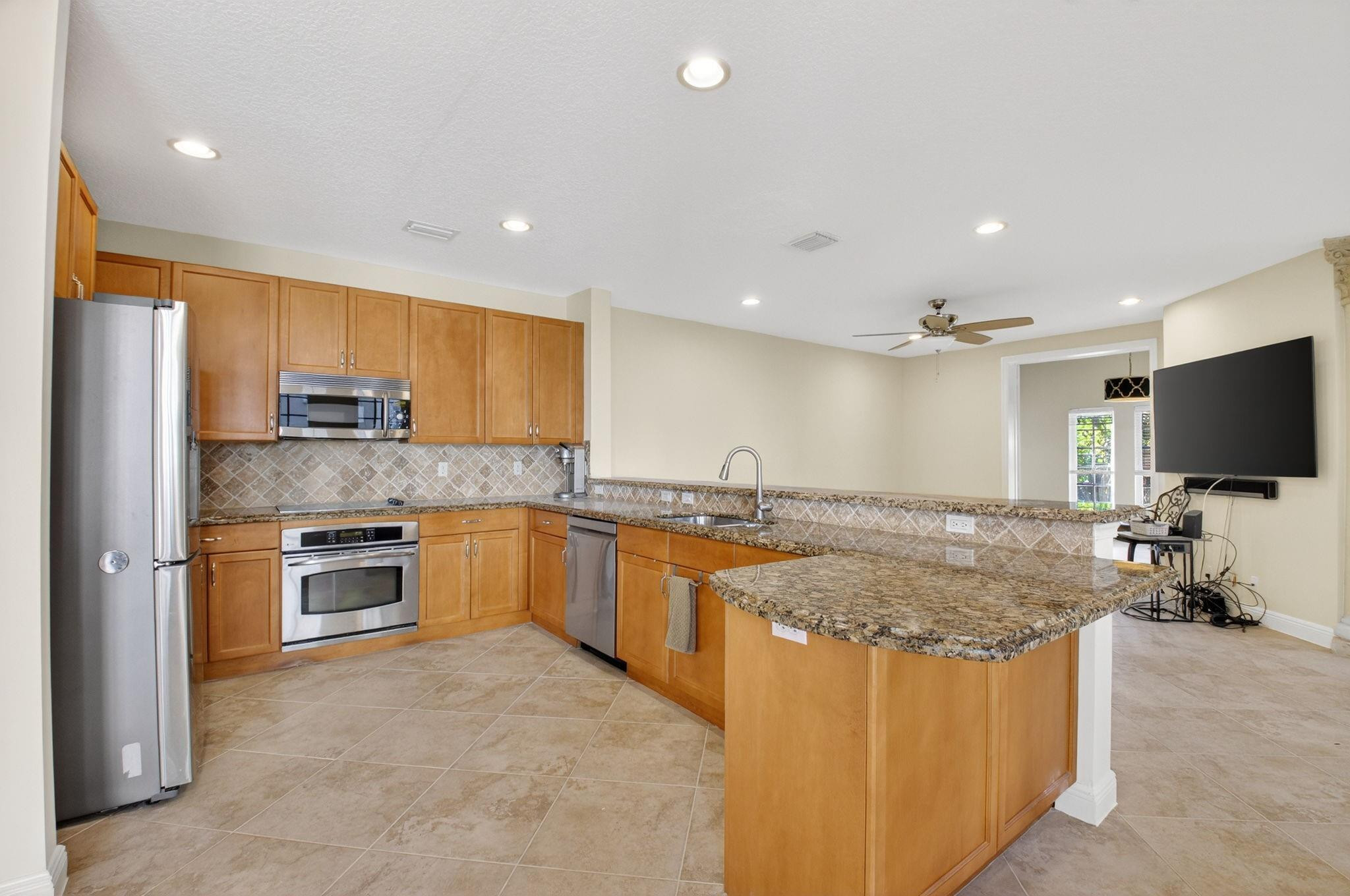 Old Palm Grove - Residential