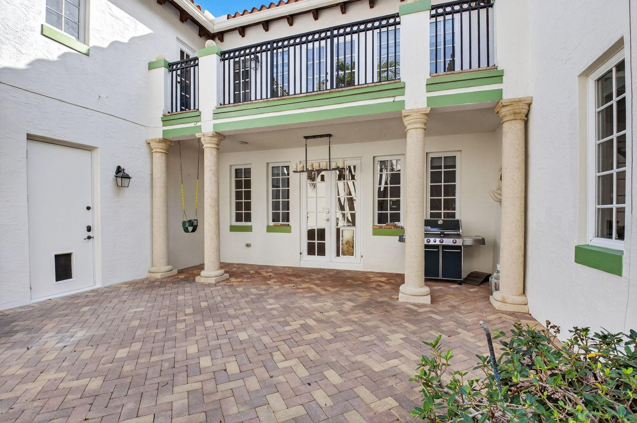 Old Palm Grove - Residential