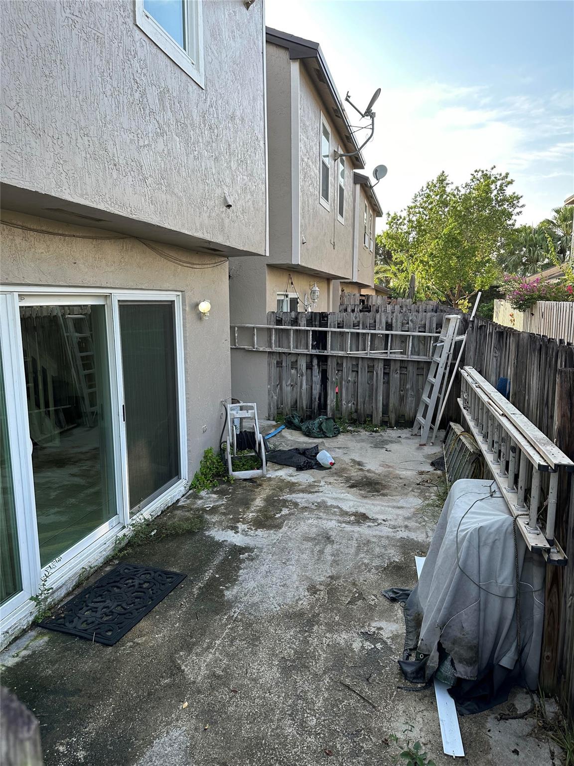 Colony Courts II - Residential