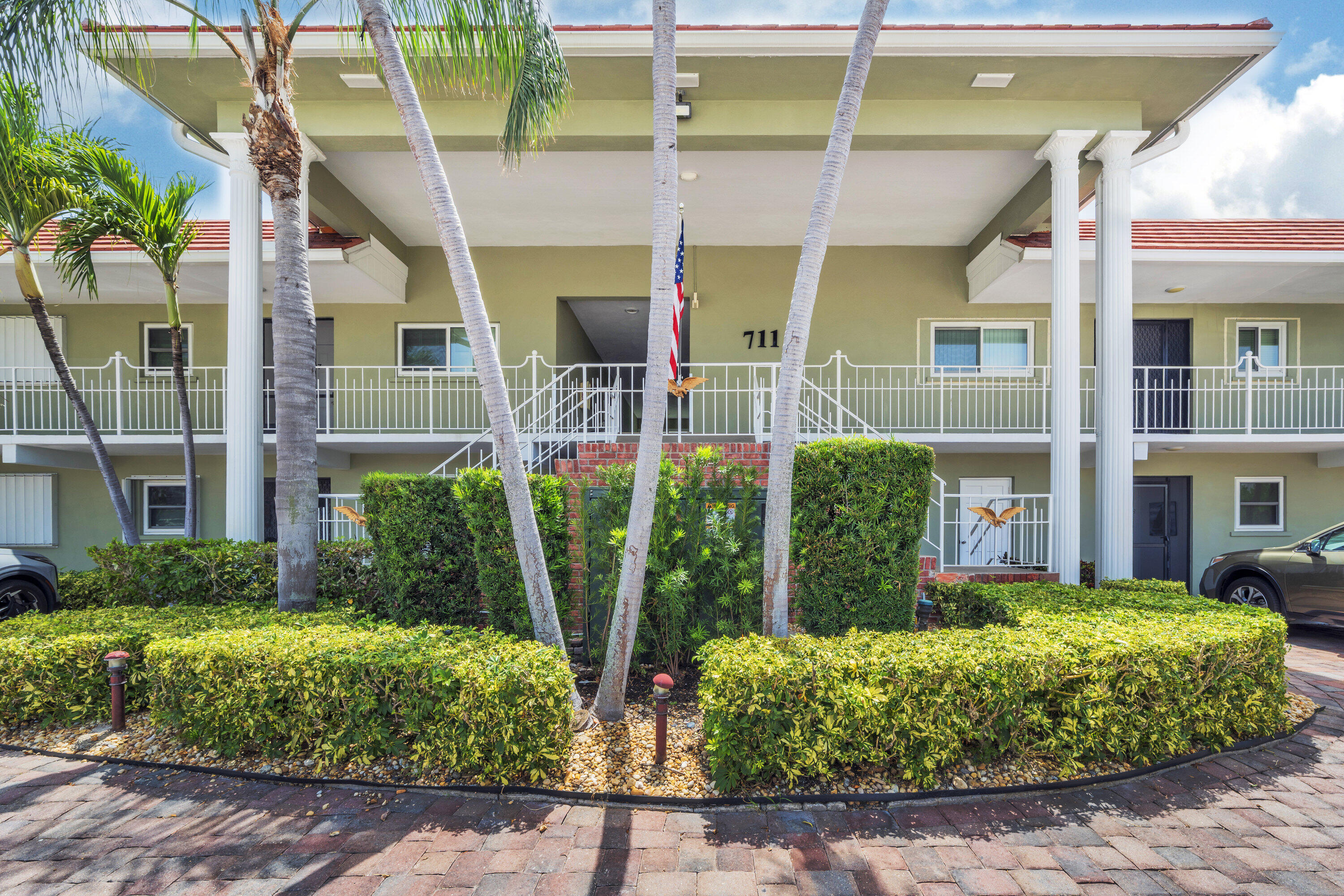 INTRACOASTAL TERRACE CONDO - Residential
