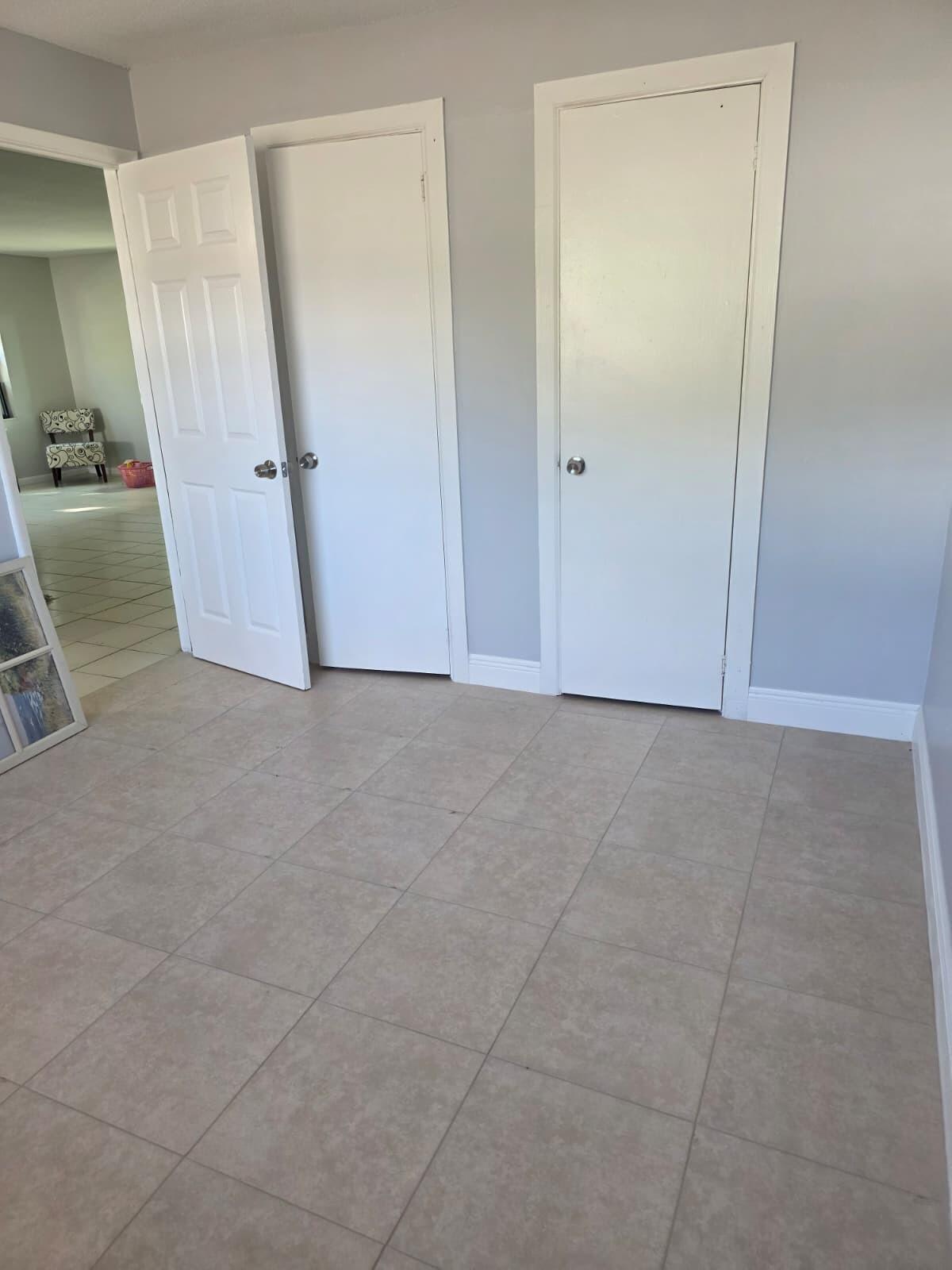 MODEL LAND CO - Residential Lease