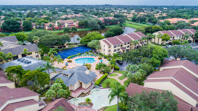 BOYNTON LANDINGS CONDO - Residential