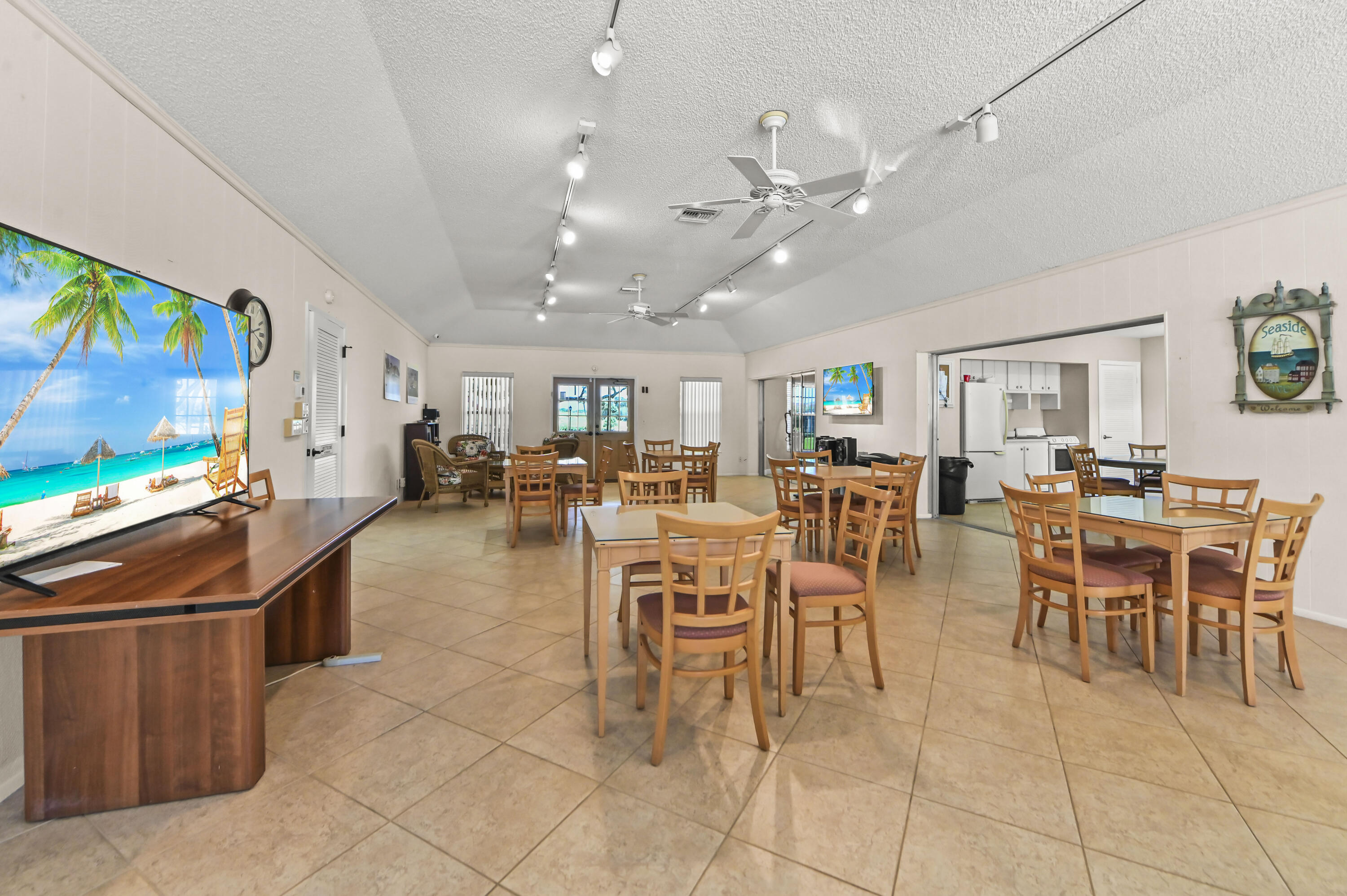 WATERWAY WEST - Residential