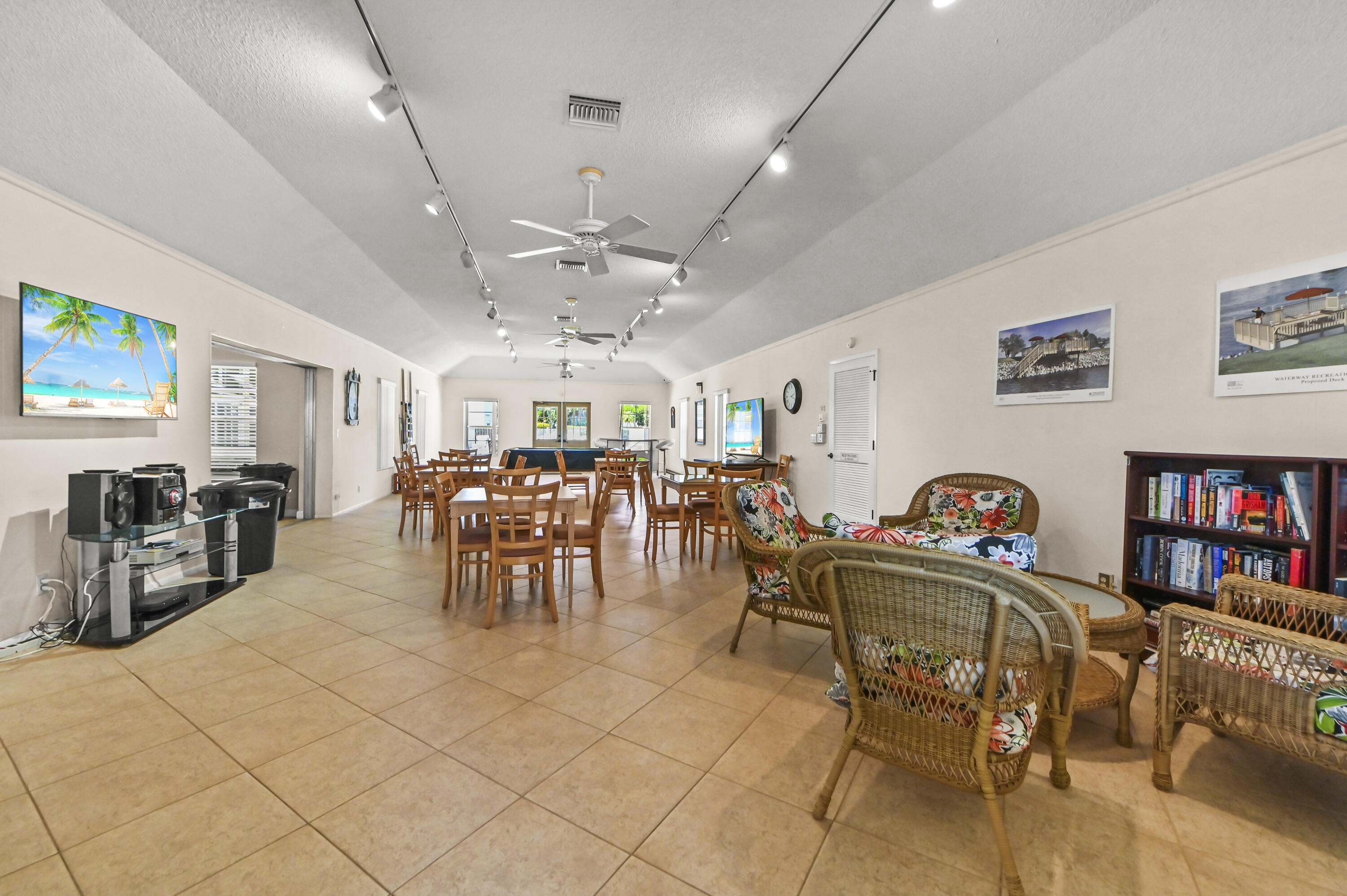 WATERWAY WEST - Residential