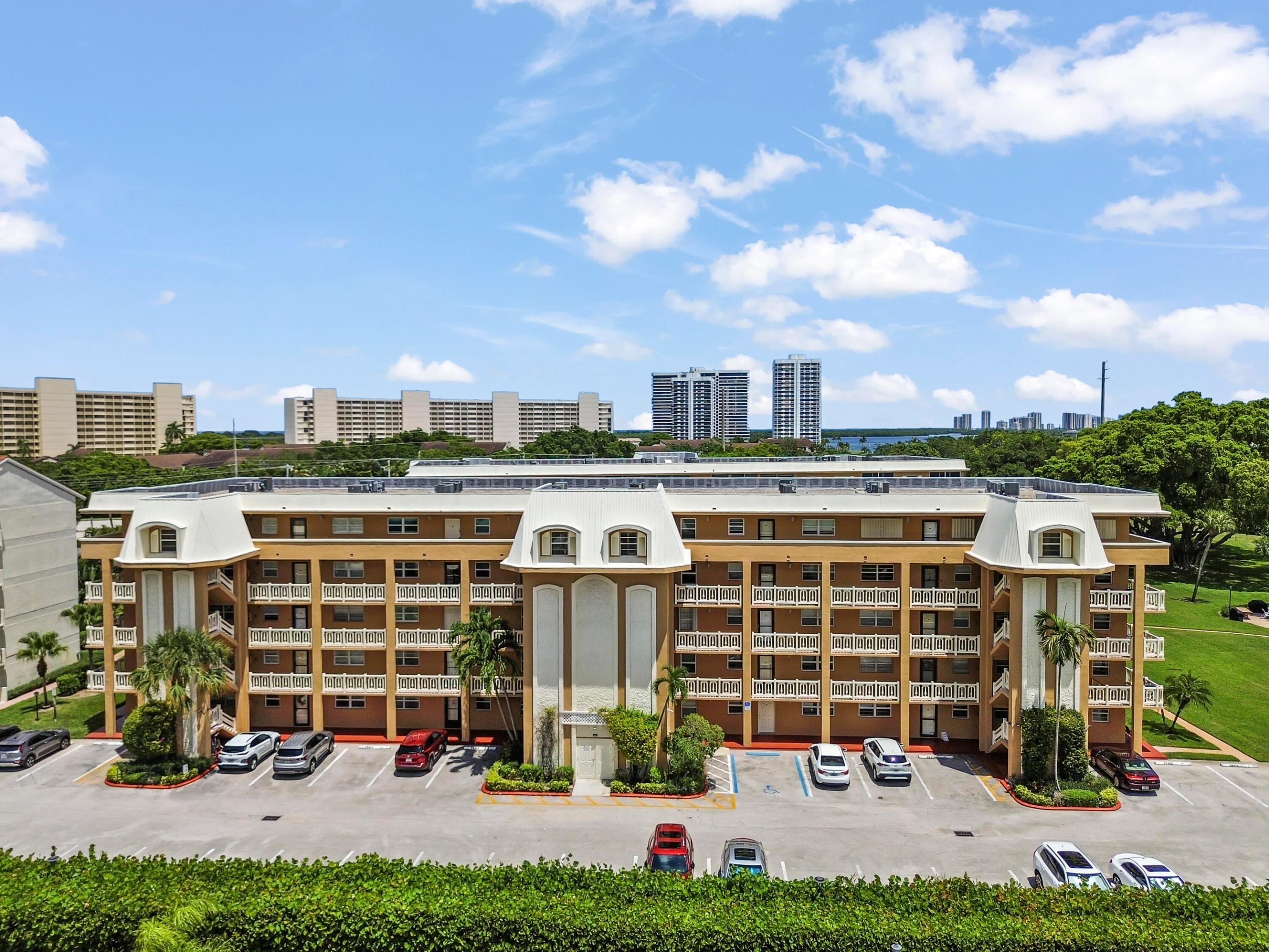 WATERWAY WEST - Residential