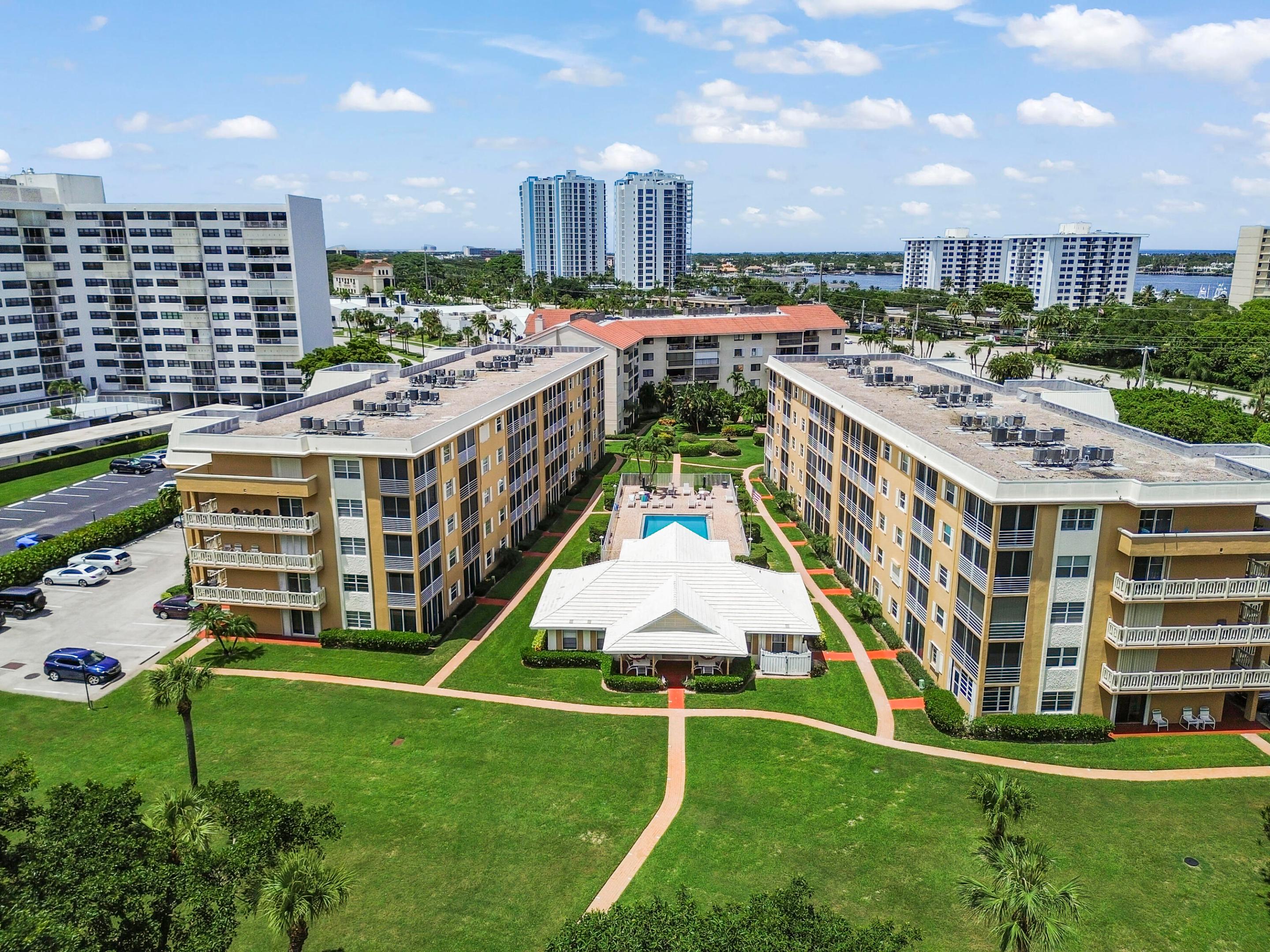 WATERWAY WEST - Residential