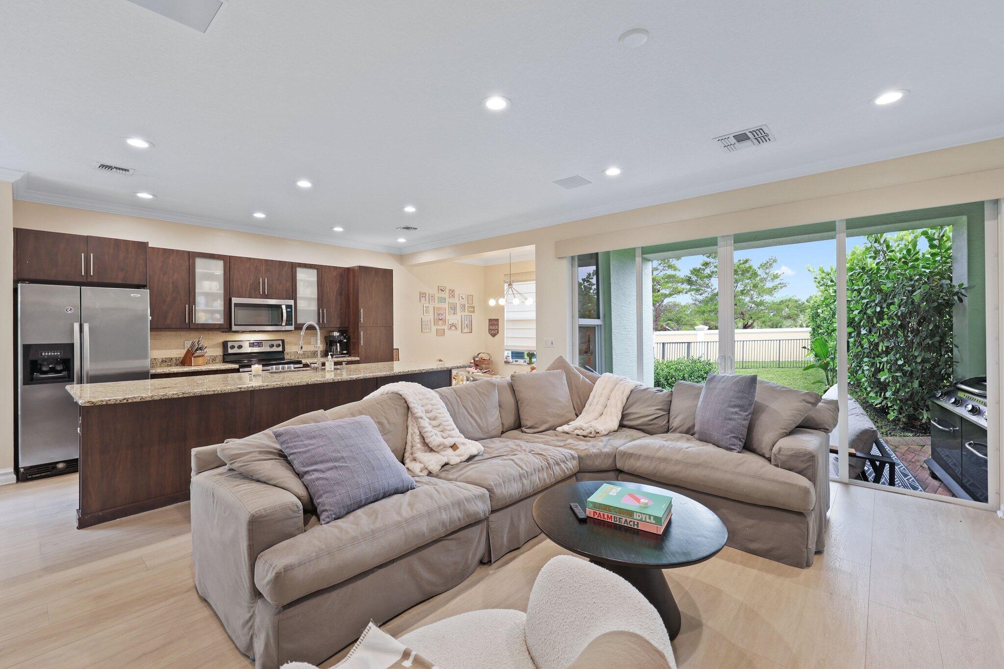 CENTRA - Residential